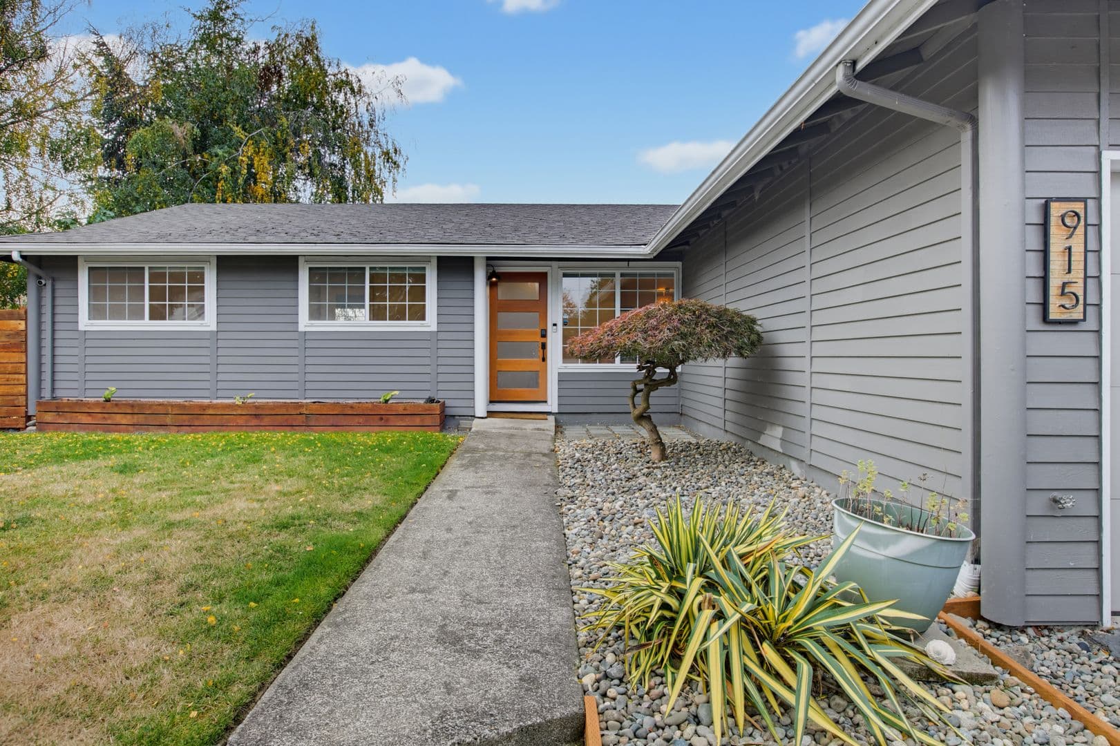 Des Moines House: 915 S 240th PL