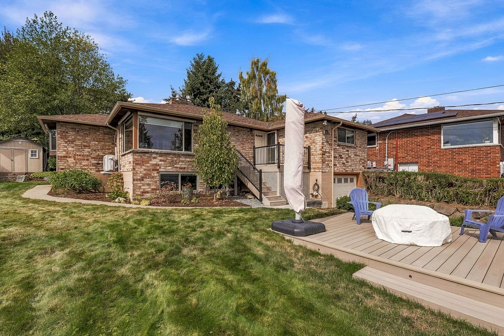 Des Moines House: 21011 7th Pl S