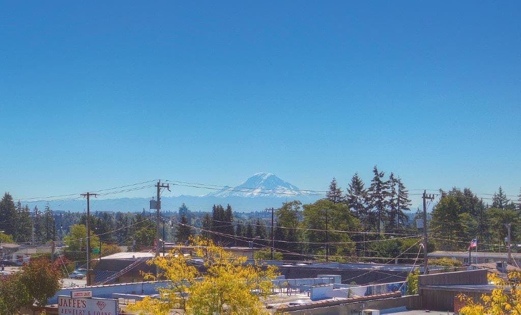 Burien Condo: 15100 6th Ave SW