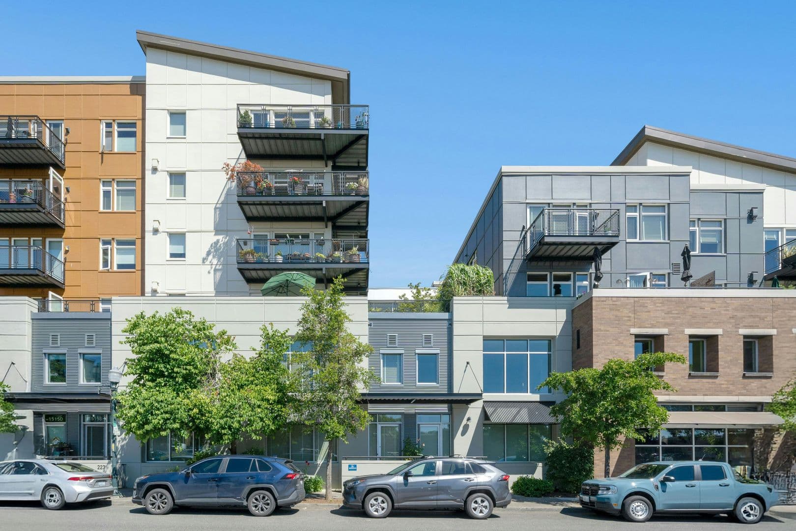 Burien Townhome: 15100 6th Ave SW