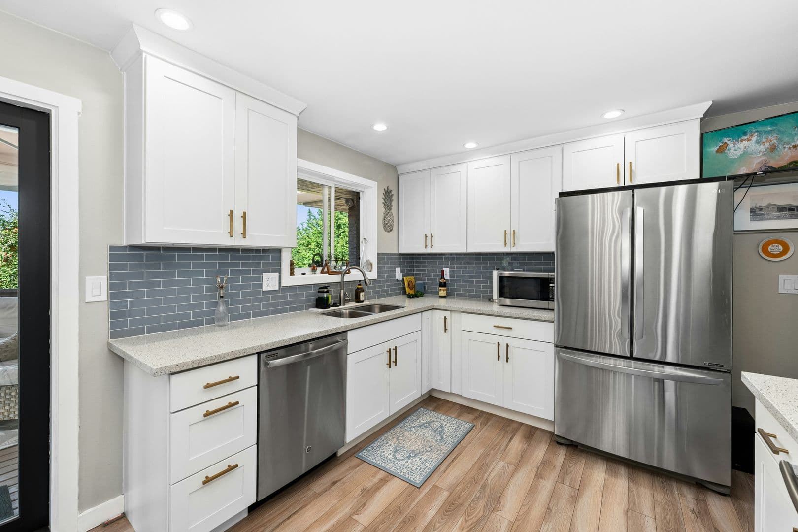 Burien House: 104 SW 132nd St