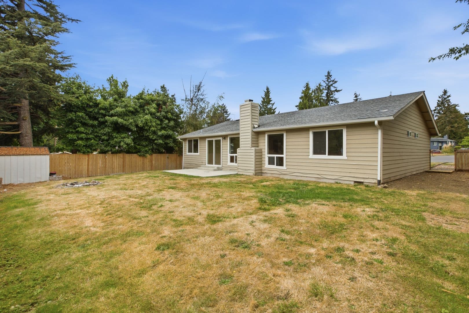 Federal Way House: 2017 S 284th Pl