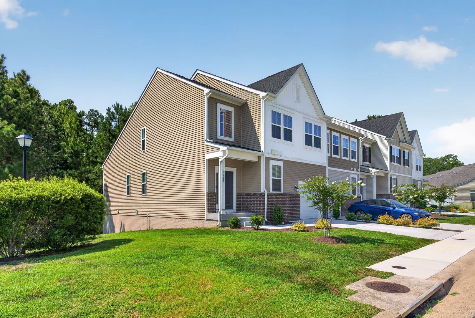 PROVIDENCE FORGE Townhome: 5732 FLOWERING PEACH LANE