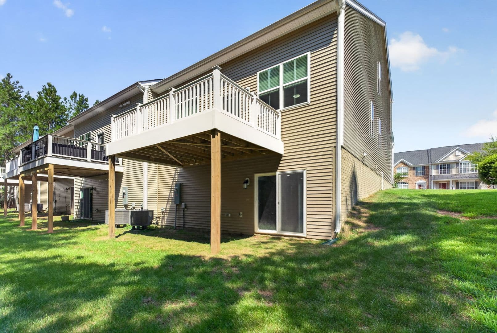 PROVIDENCE FORGE Townhome: 5732 FLOWERING PEACH LANE