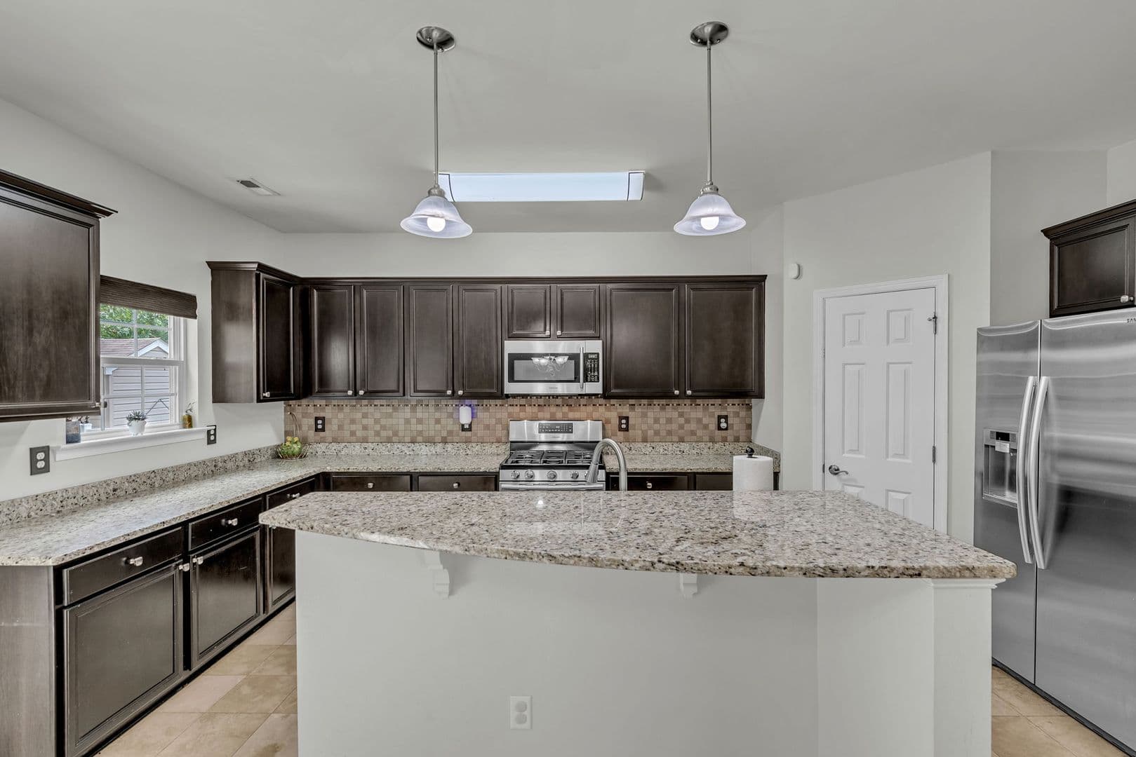 Williamsburg House: 303 Cheeseman Drive