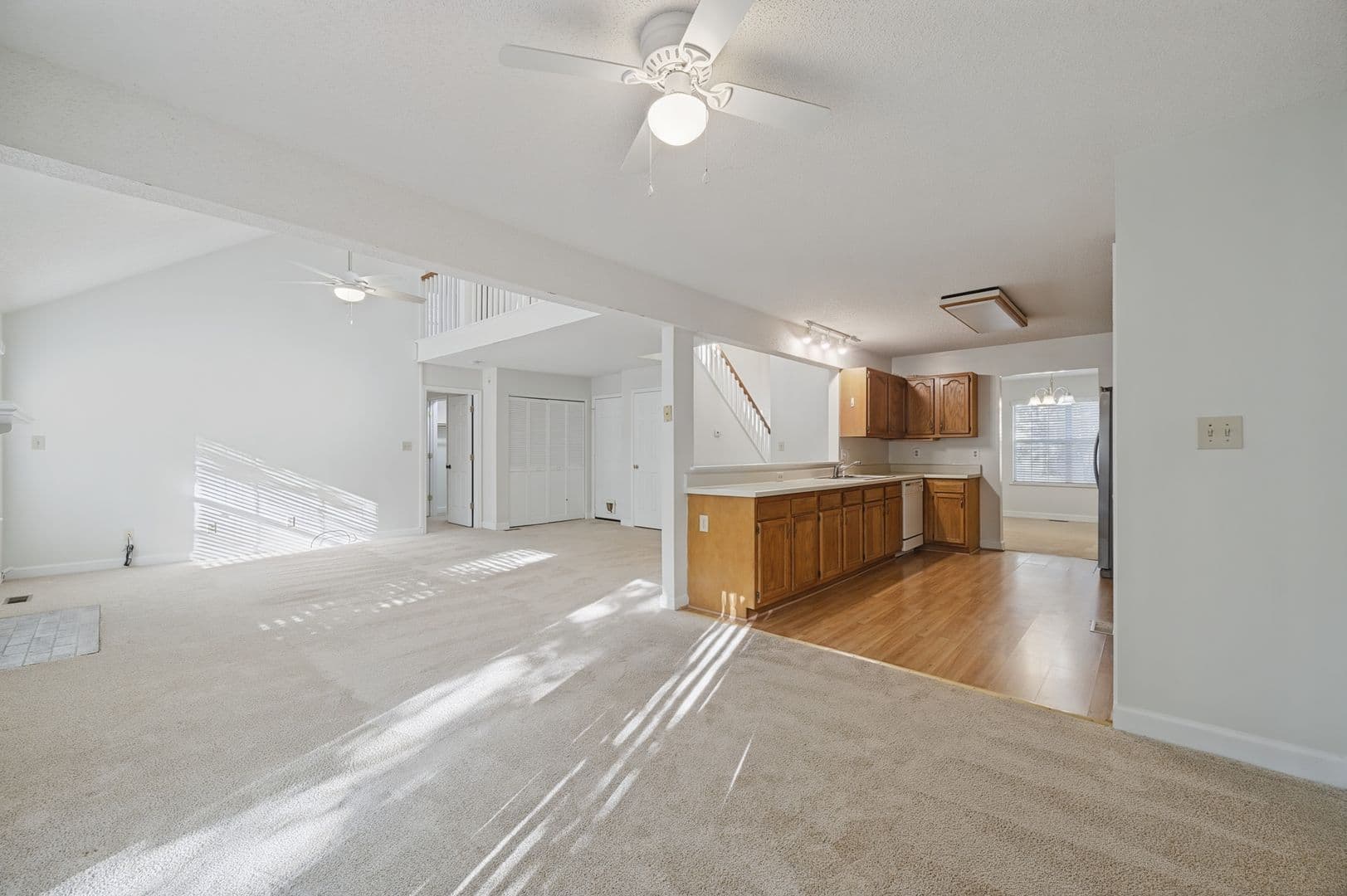 Yorktown House: 203 Lynns Way