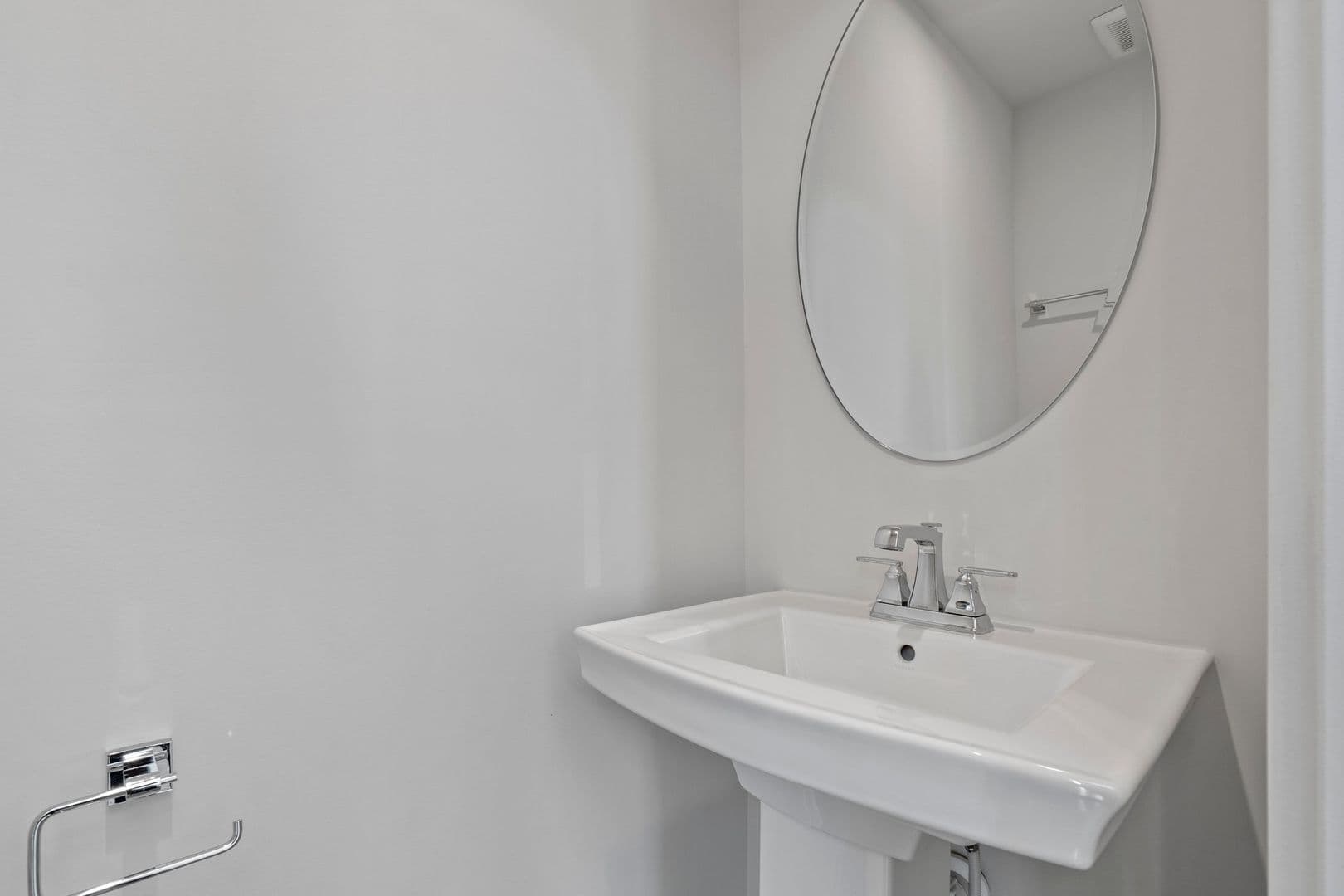 Poquoson Townhome: 109 Legacy Blvd