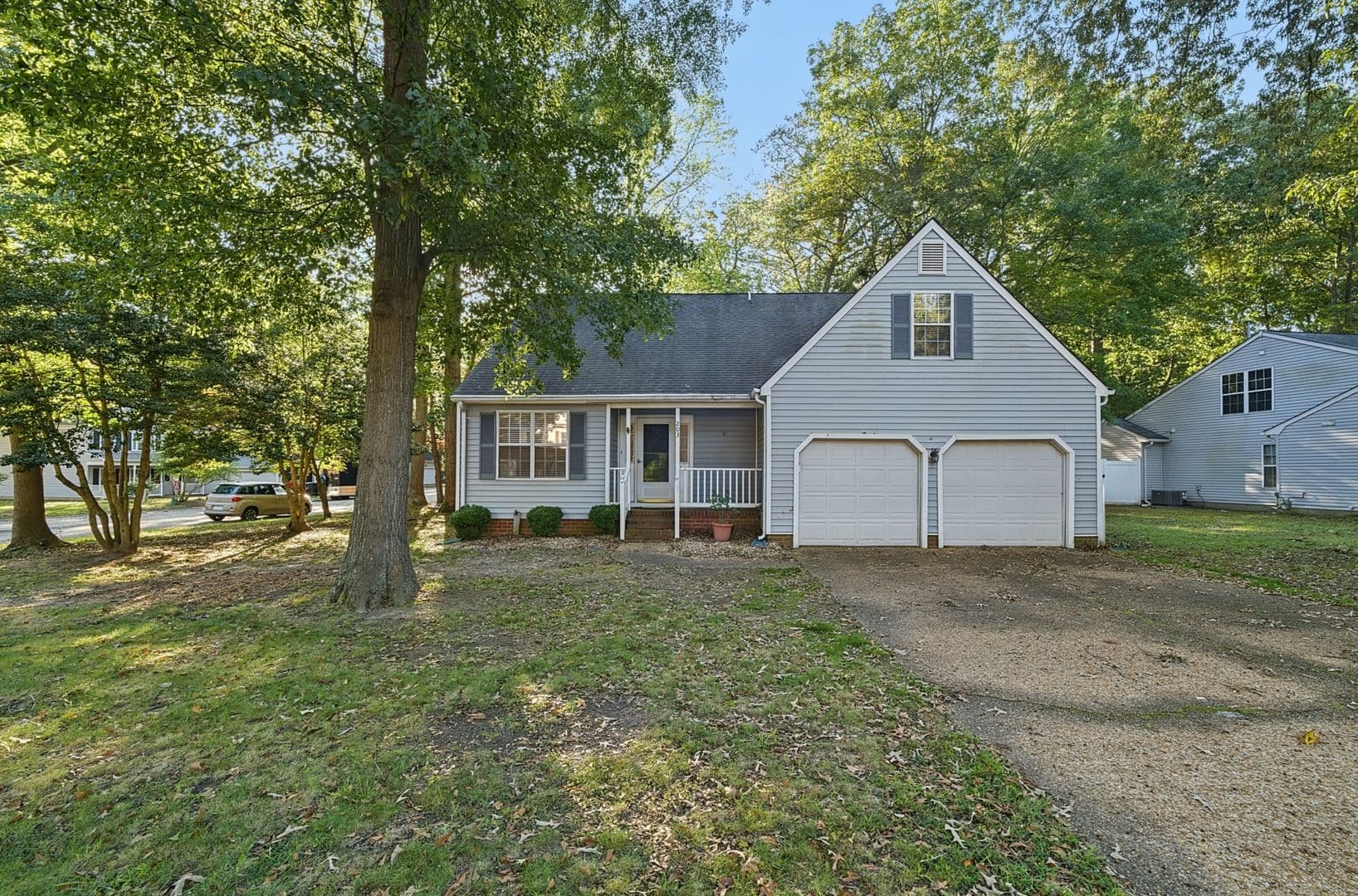 Yorktown House: 203 Lynns Way