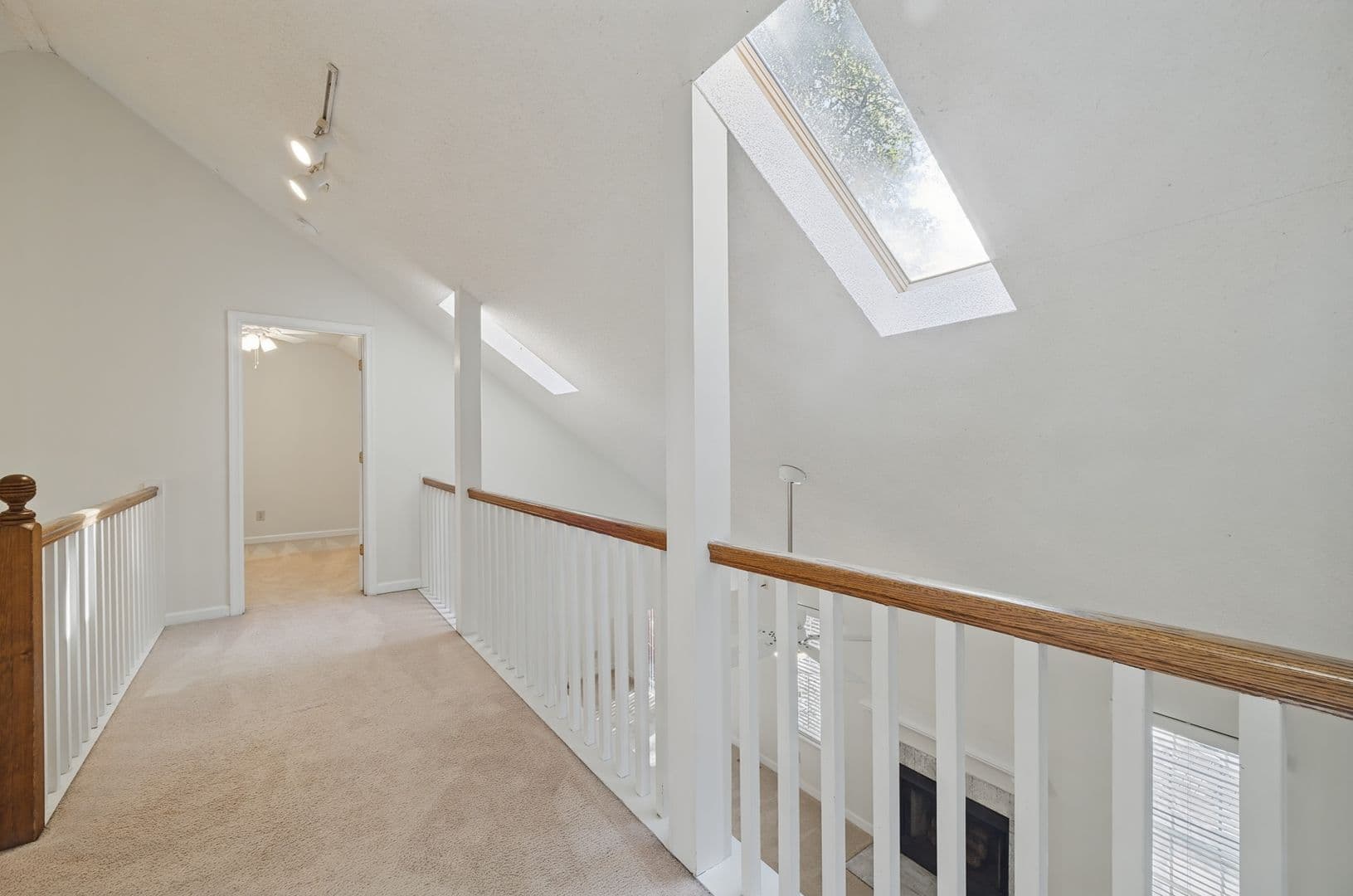 Yorktown House: 203 Lynns Way