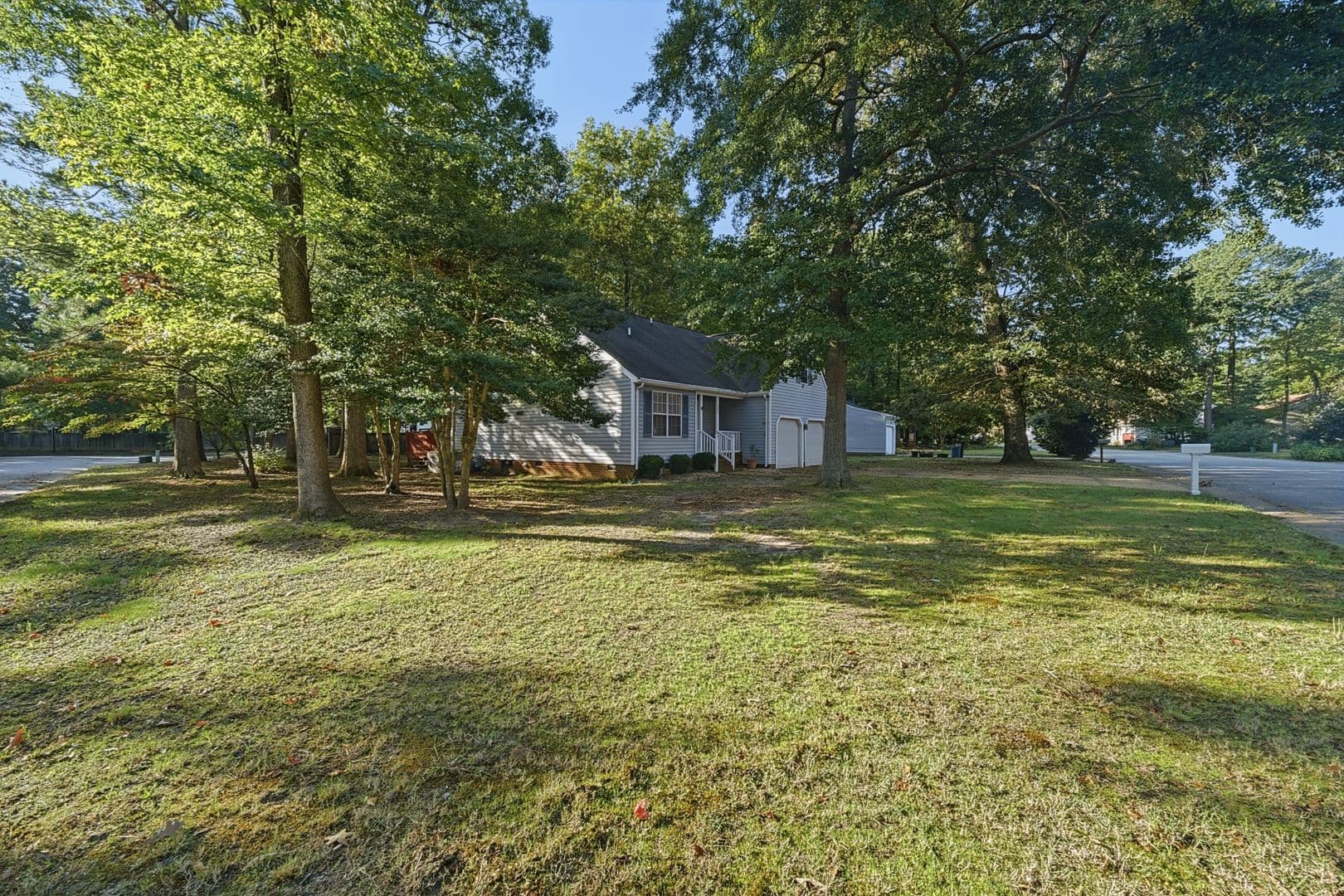 Yorktown House: 203 Lynns Way