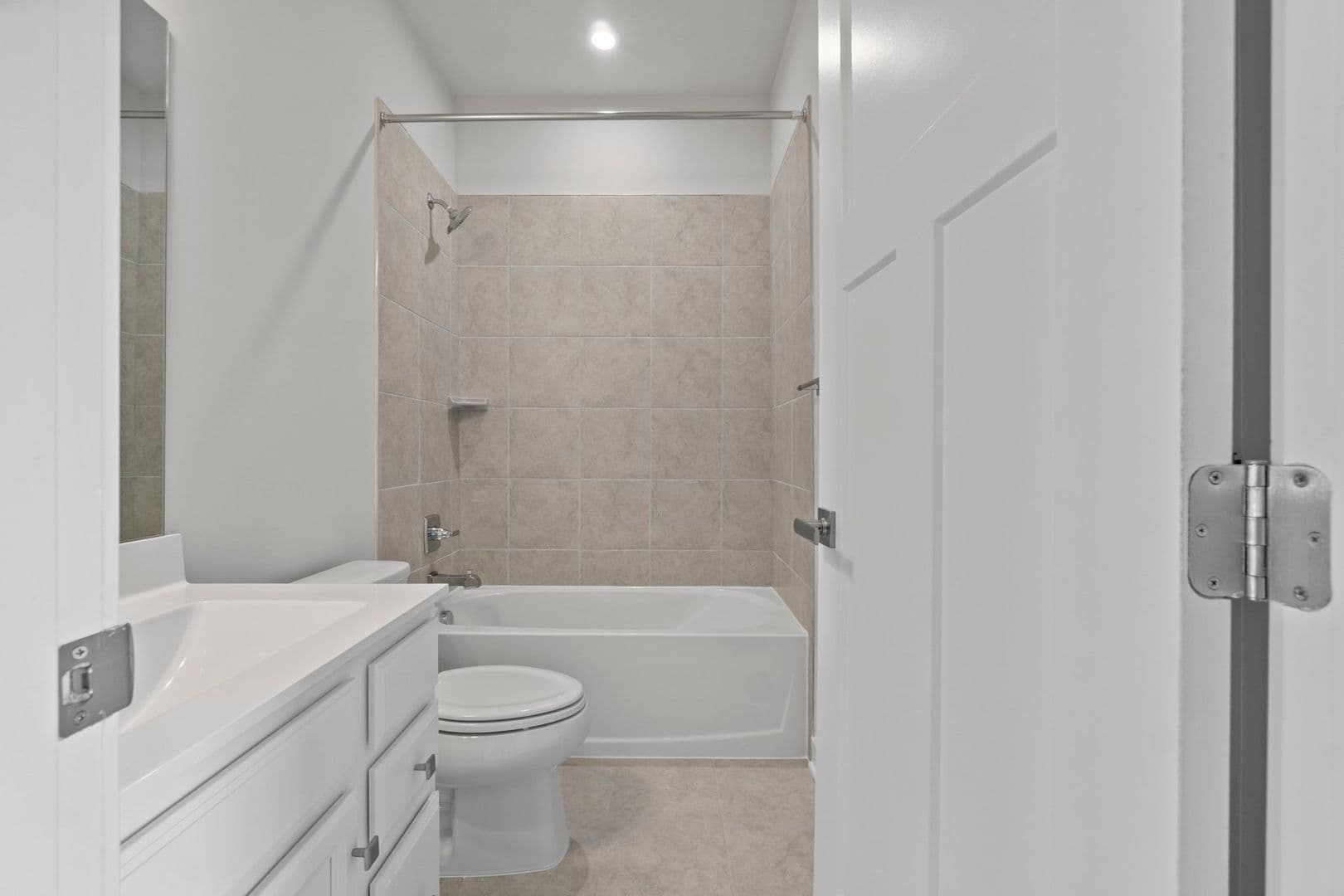 Poquoson Townhome: 109 Legacy Blvd