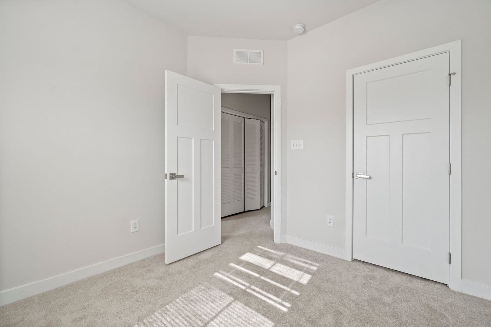 Poquoson Townhome: 109 Legacy Blvd