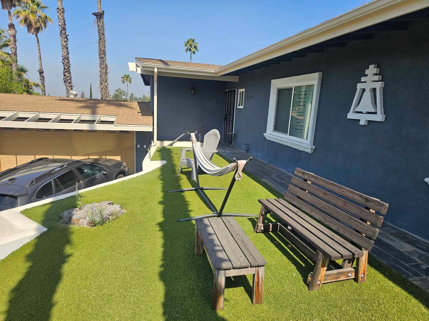 Riverside House: 2975 Robin Road