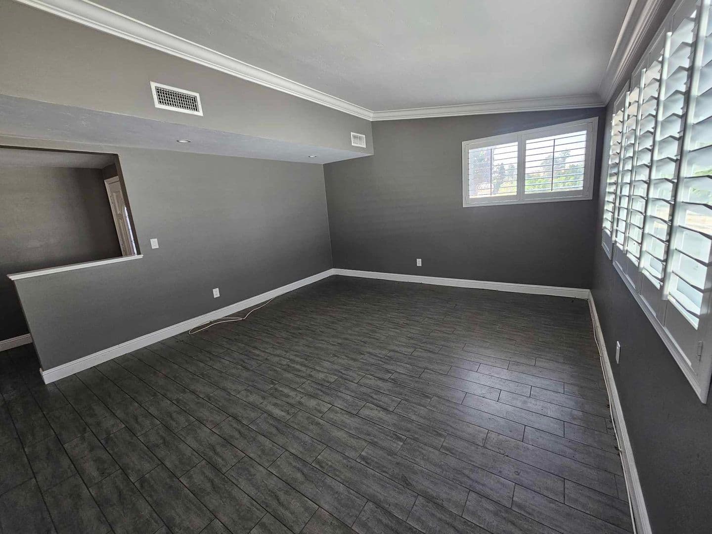Riverside House: 2975 Robin Road