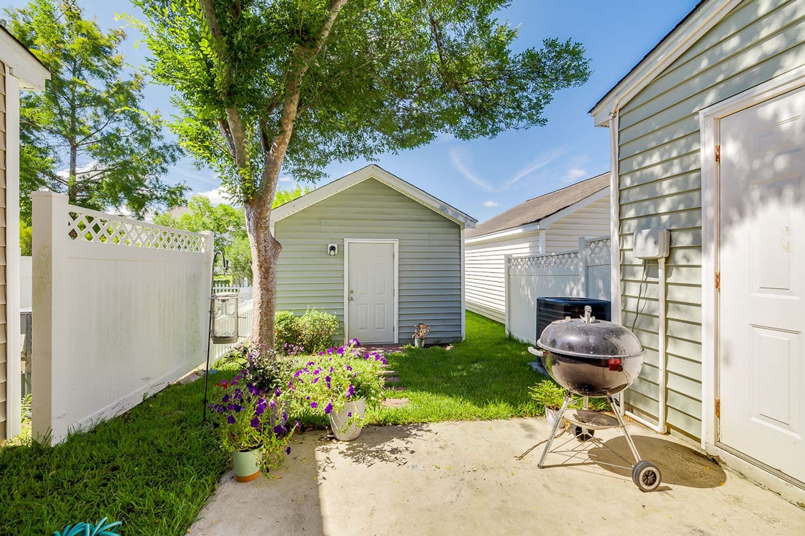 Pooler Townhome: 321 Hitching Post Lane