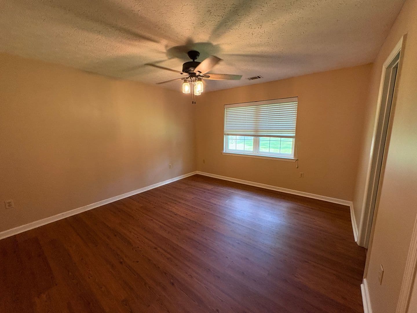 Rincon House: 133 John Glenn Dr