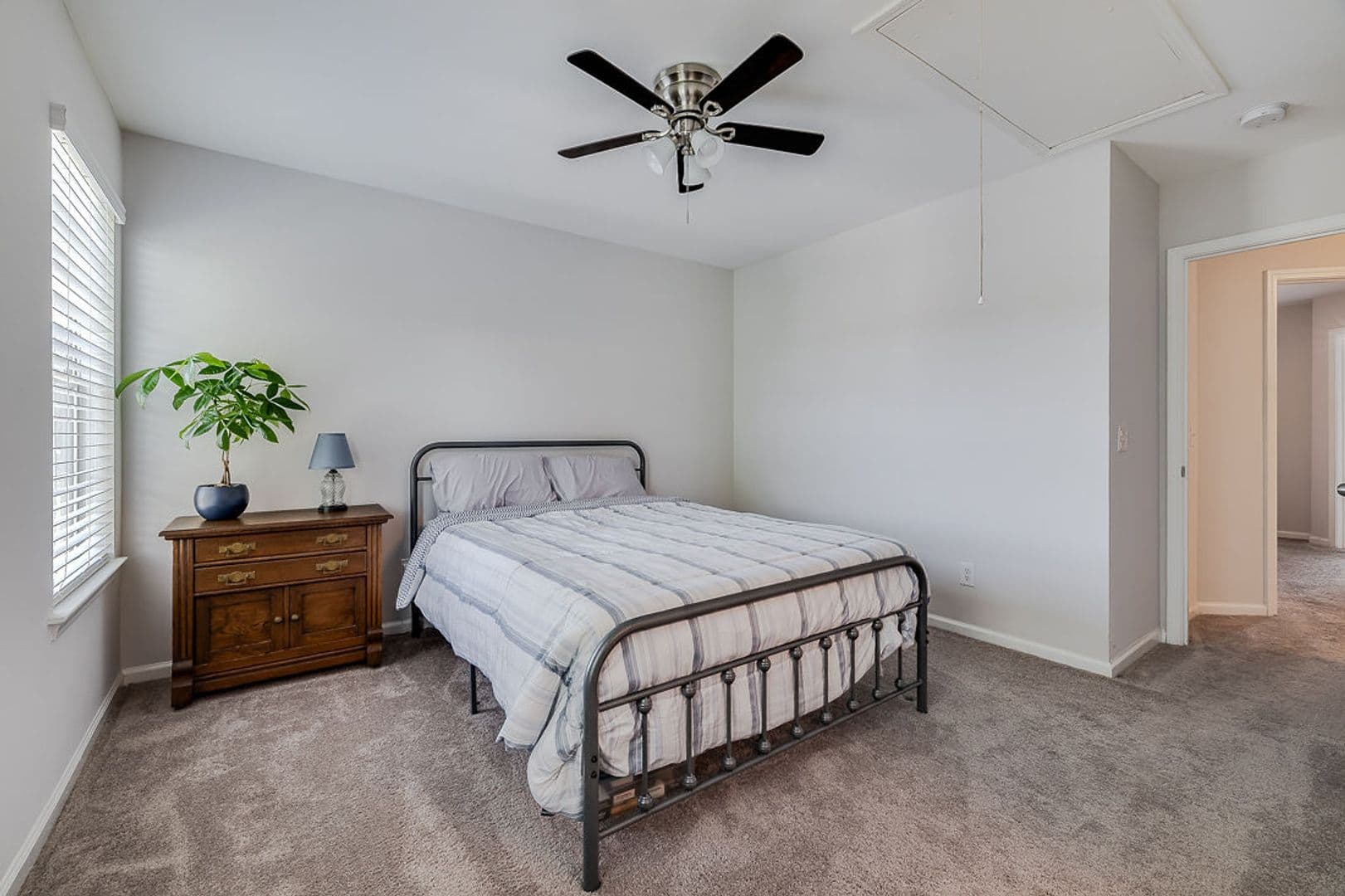 Pooler Townhome: 321 Hitching Post Lane