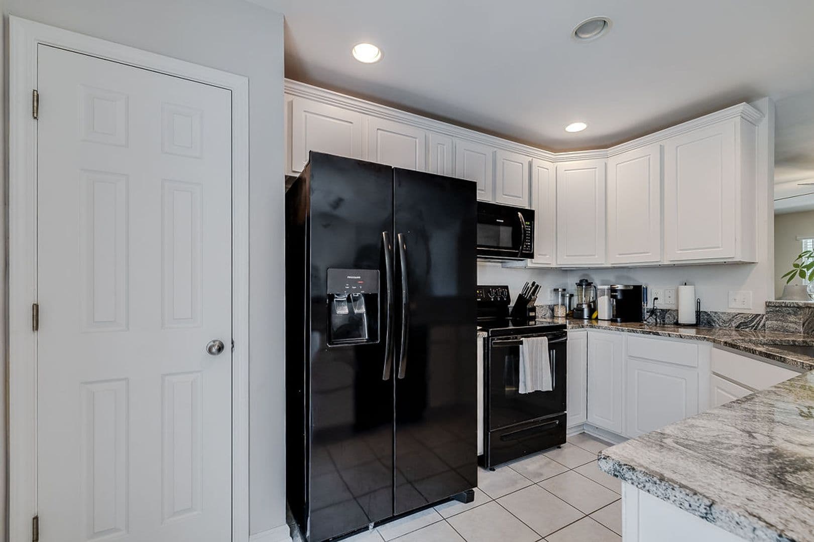Pooler Townhome: 321 Hitching Post Lane