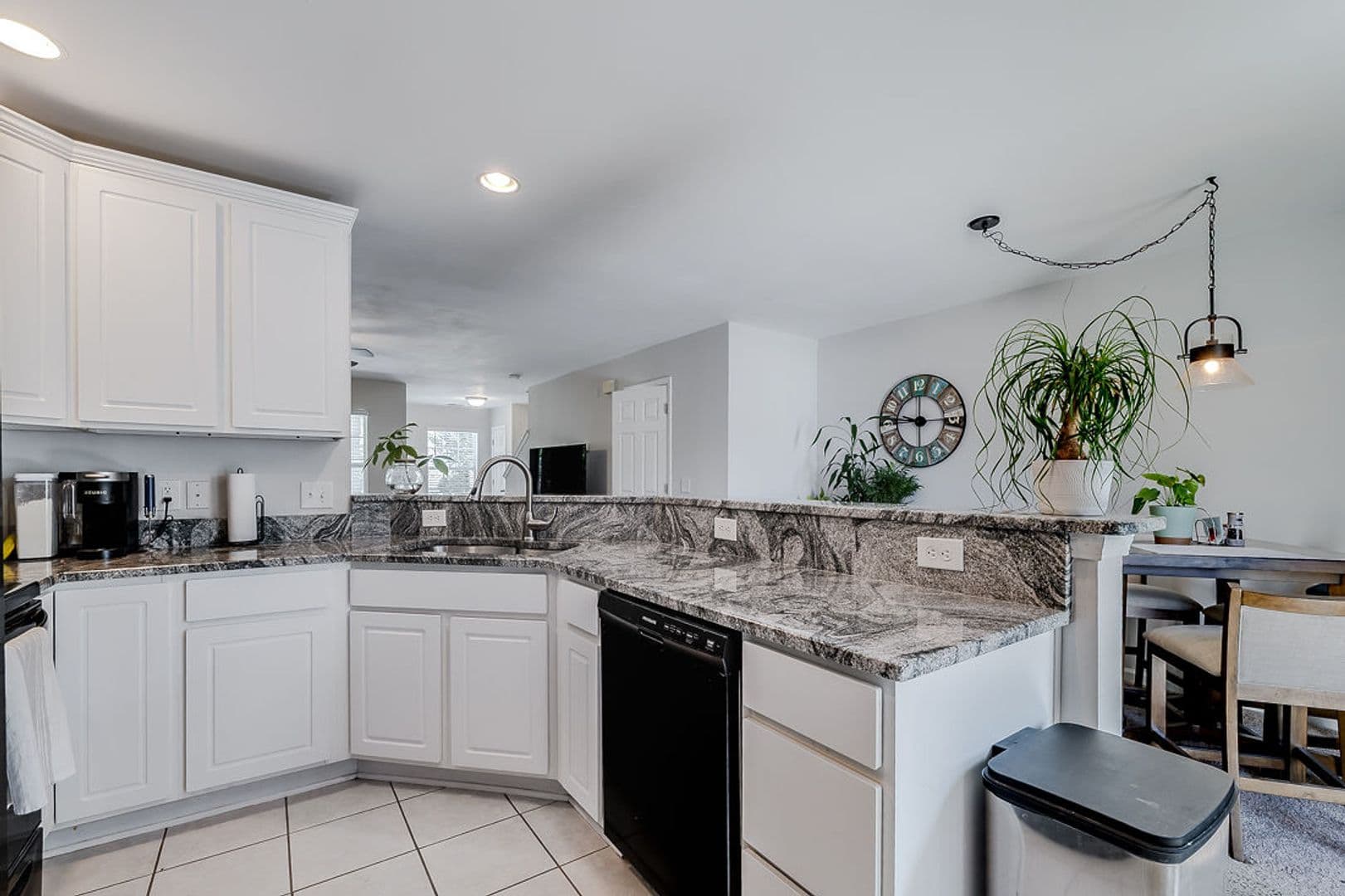 Pooler Townhome: 321 Hitching Post Lane