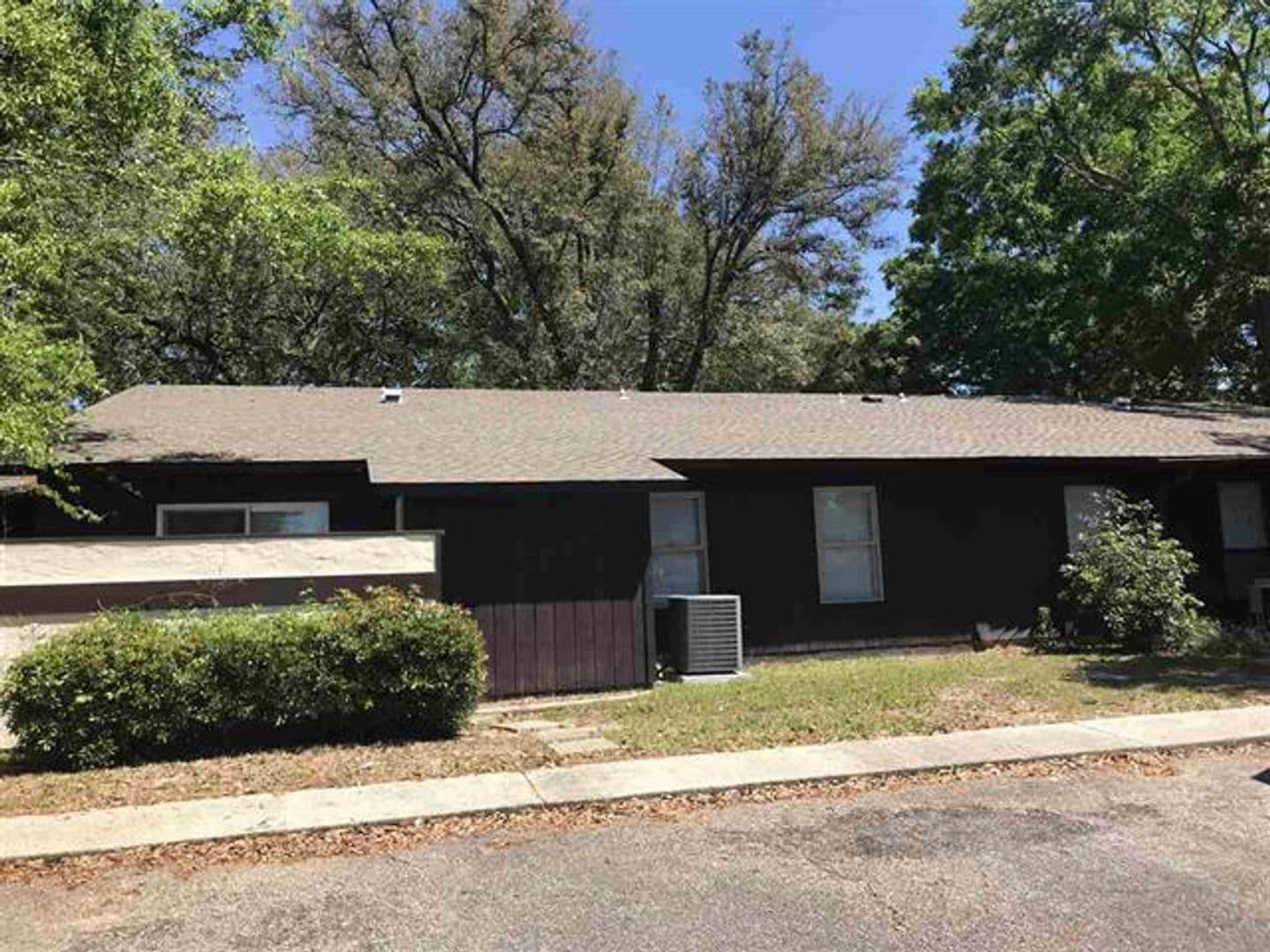 Pensacola Townhome: 8360 Country Walk Dr. #D