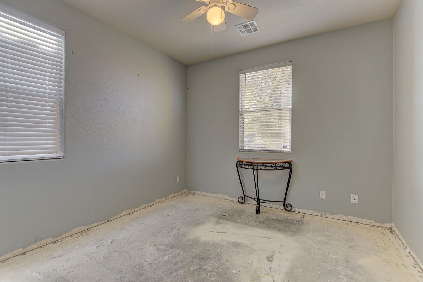 Henderson House: 972 Rue Grand Paradis Lane
