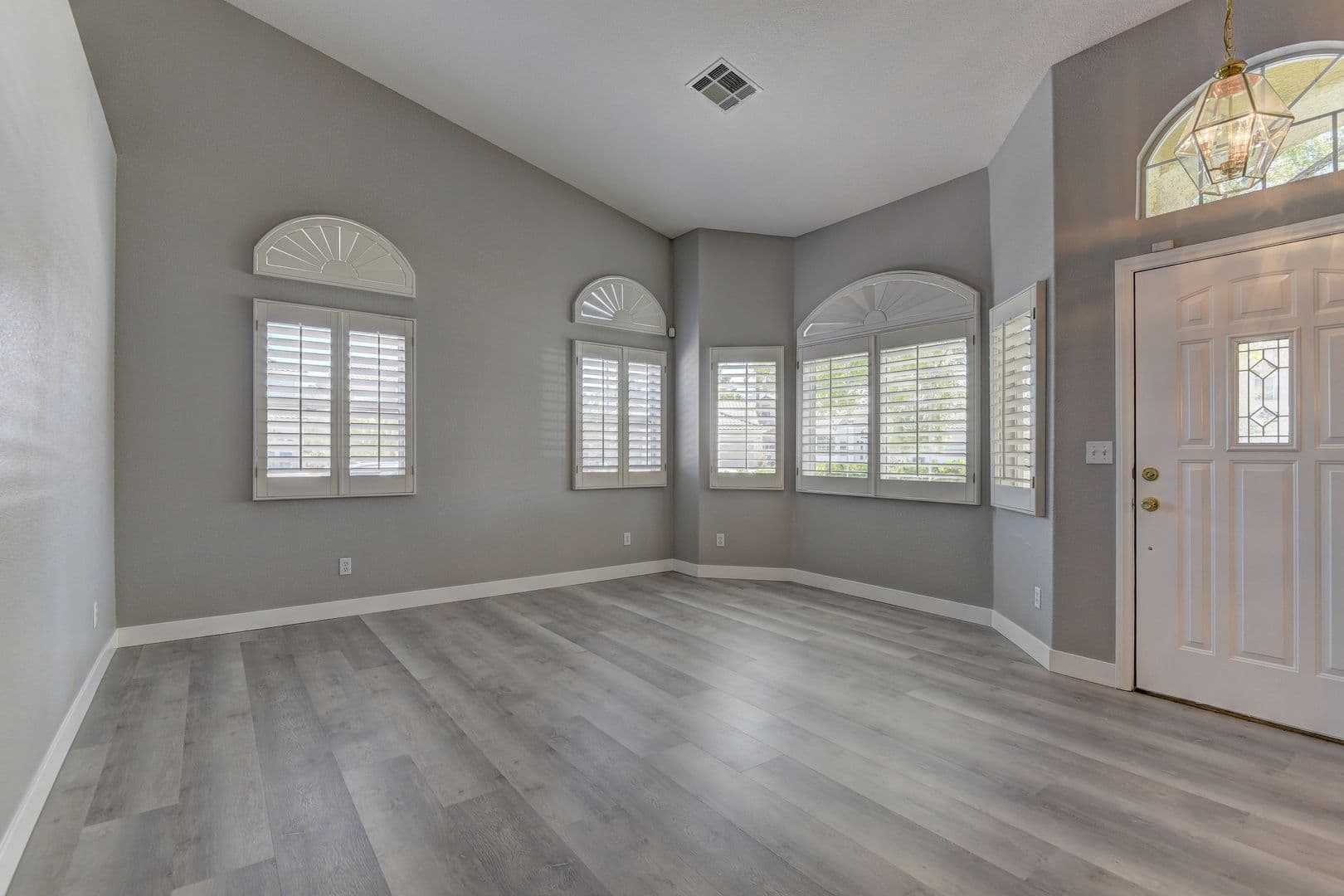 Las Vegas House: 7456 Oatman Ln