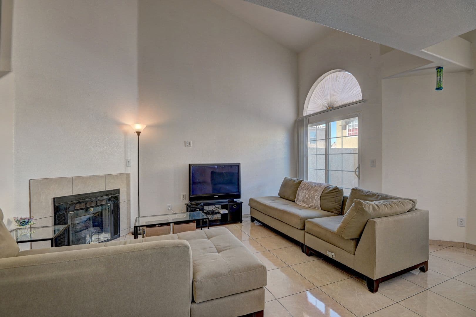 Las Vegas Townhome: 5450 Morris St #1220
