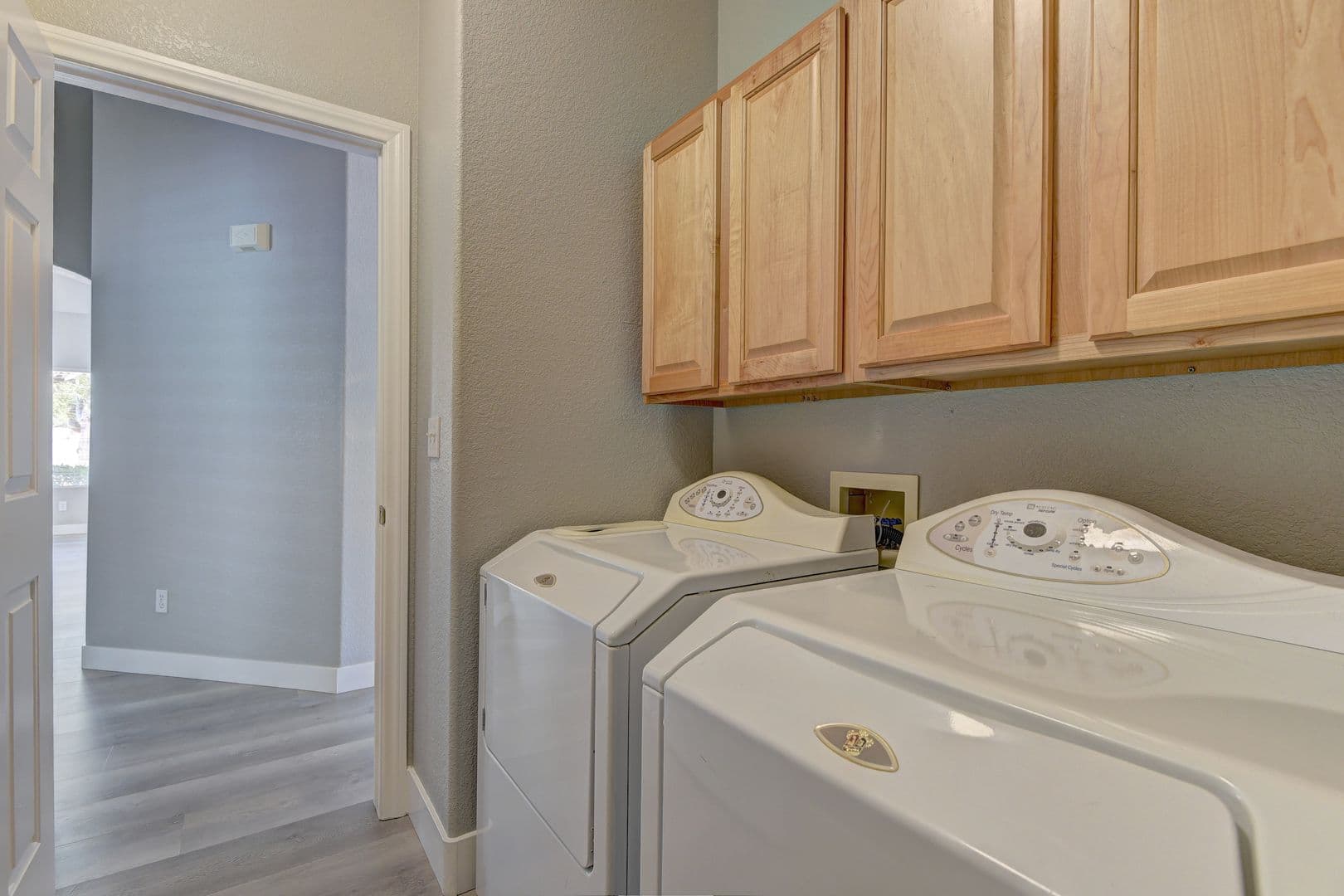Las Vegas House: 7456 Oatman Ln