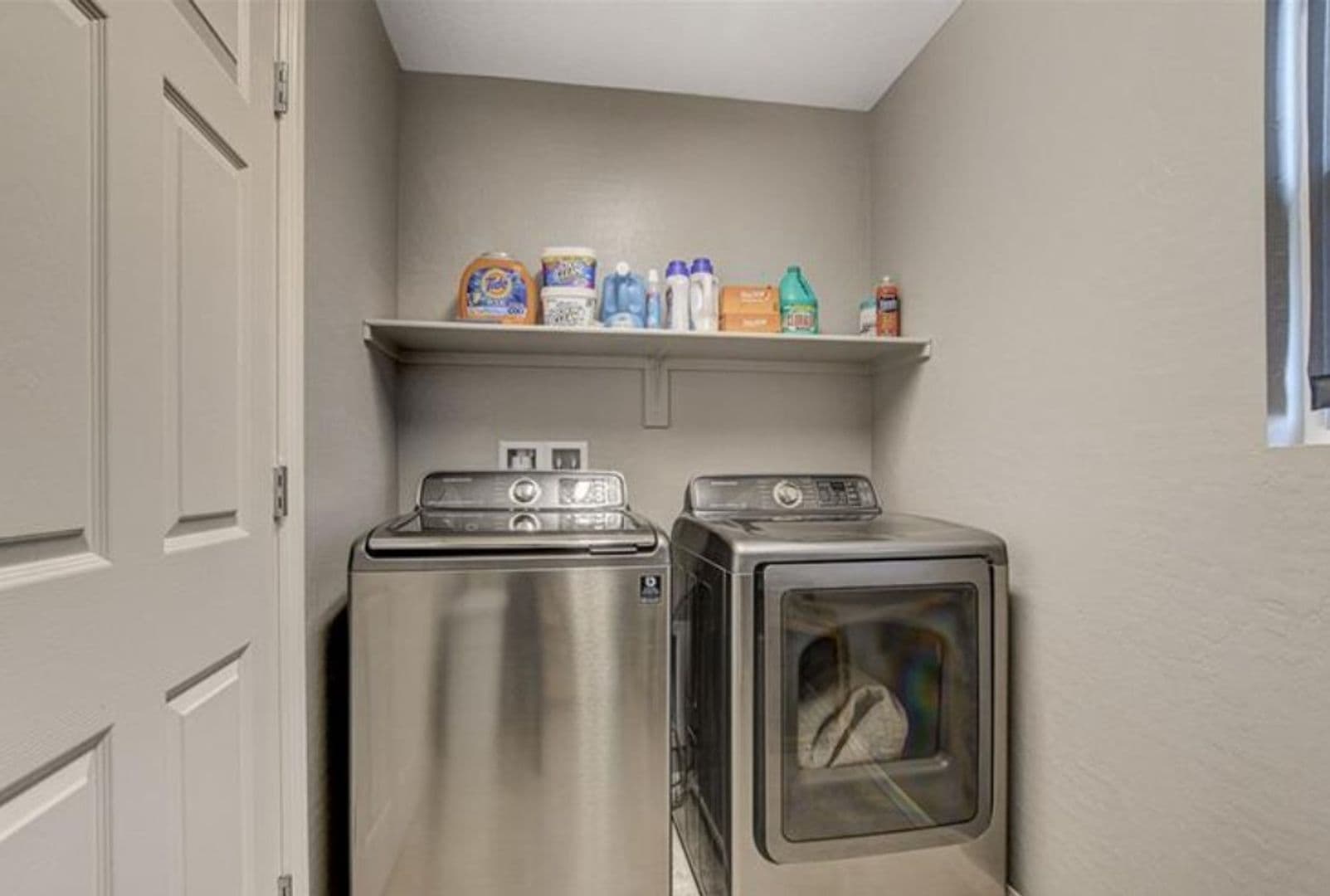Las Vegas House: 6642 Bristle Falls St