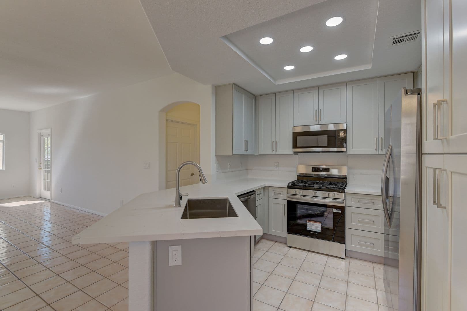 Las Vegas House: 3320 S Fort  Apache Rd