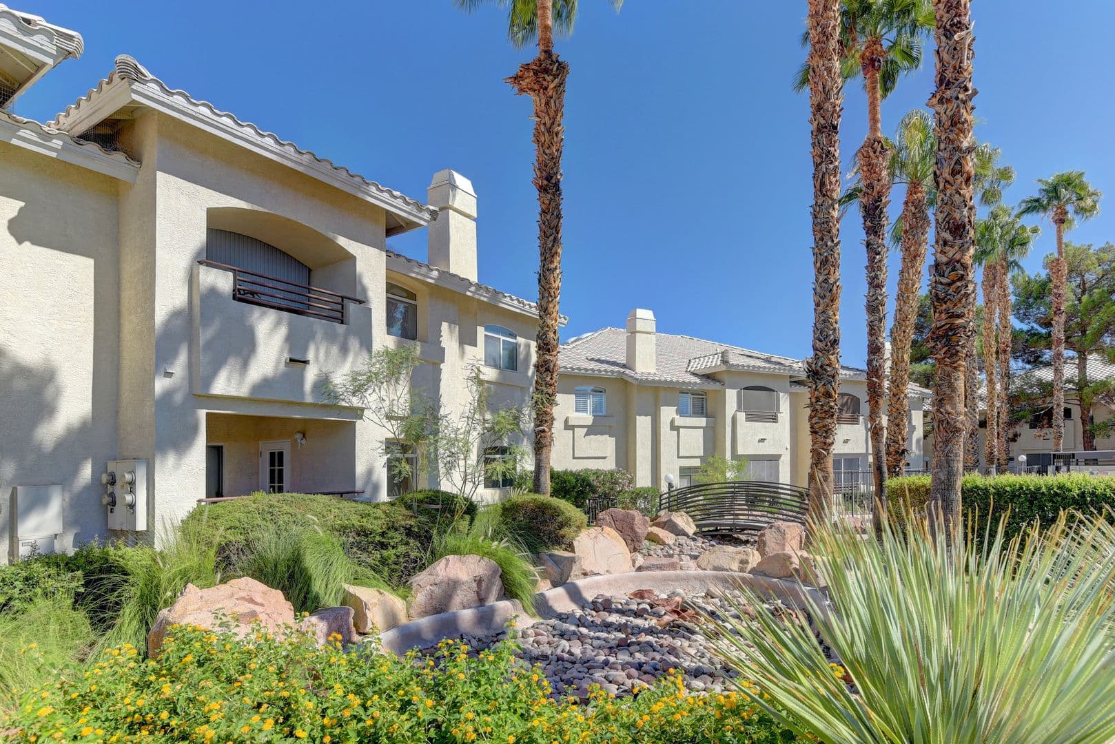 Las Vegas House: 3320 S Fort  Apache Rd