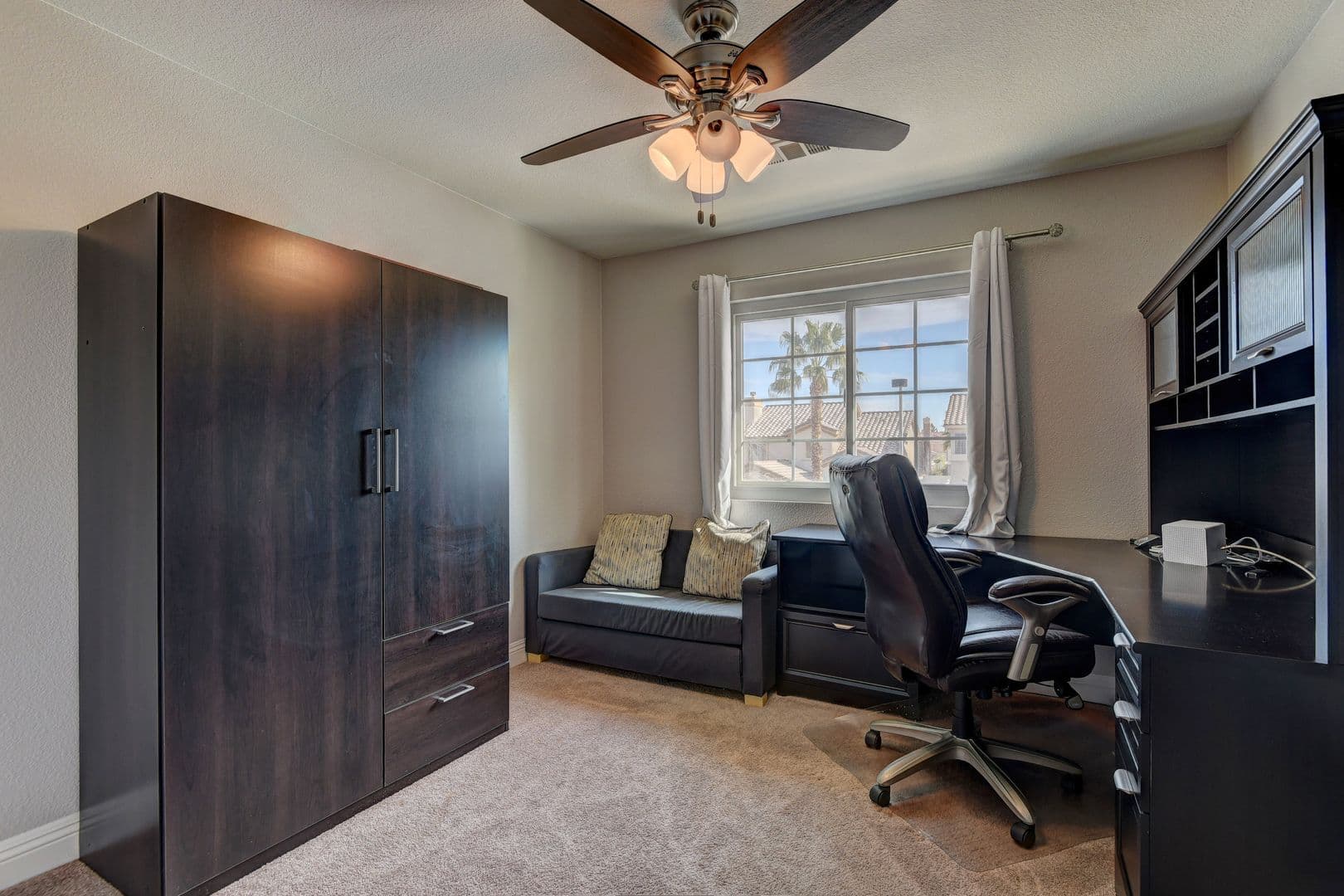 Las Vegas House: 9808 Via Delores Ave