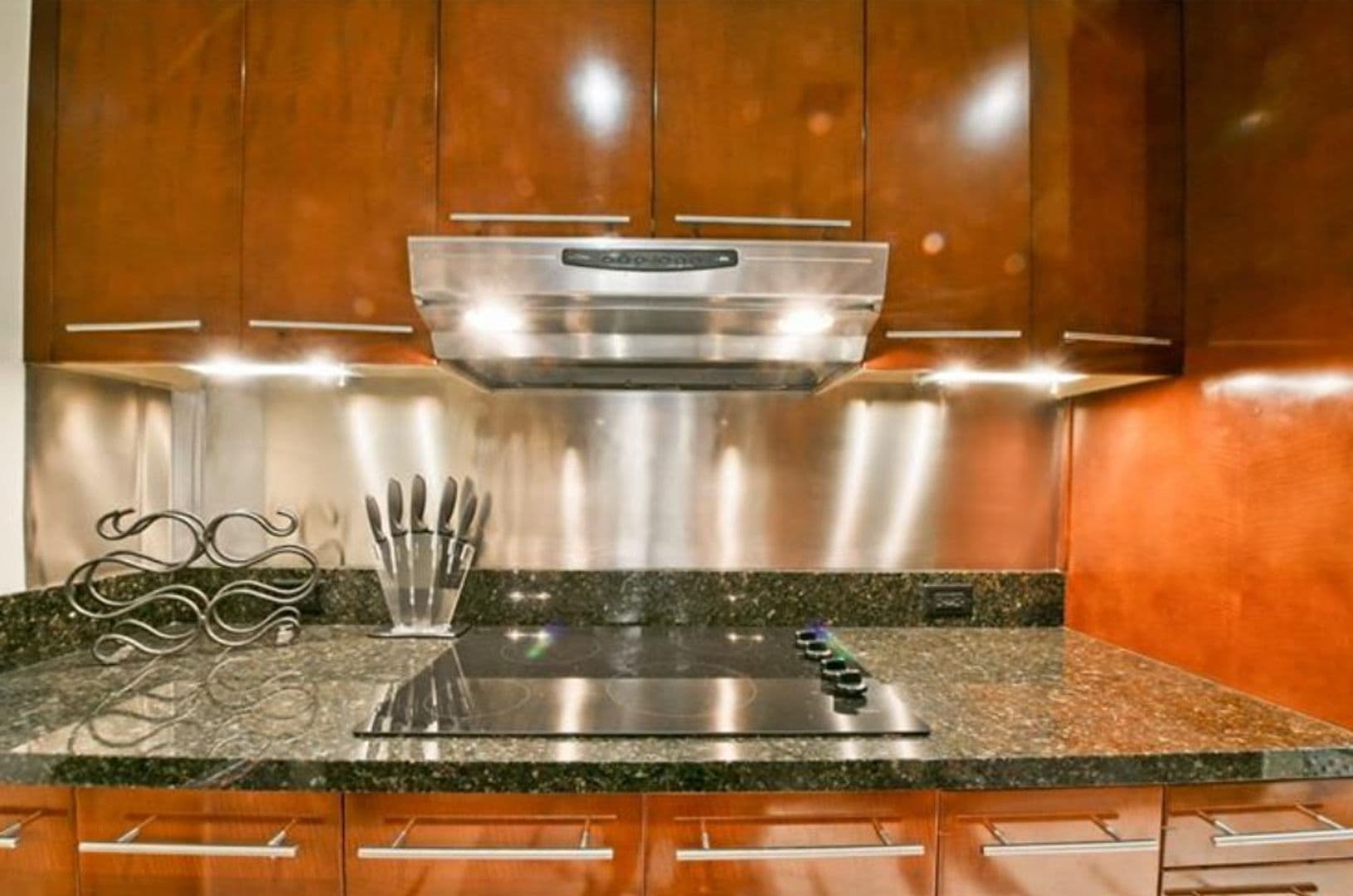 Las Vegas Apartment: 2700 Las Vegas Blvd #1607
