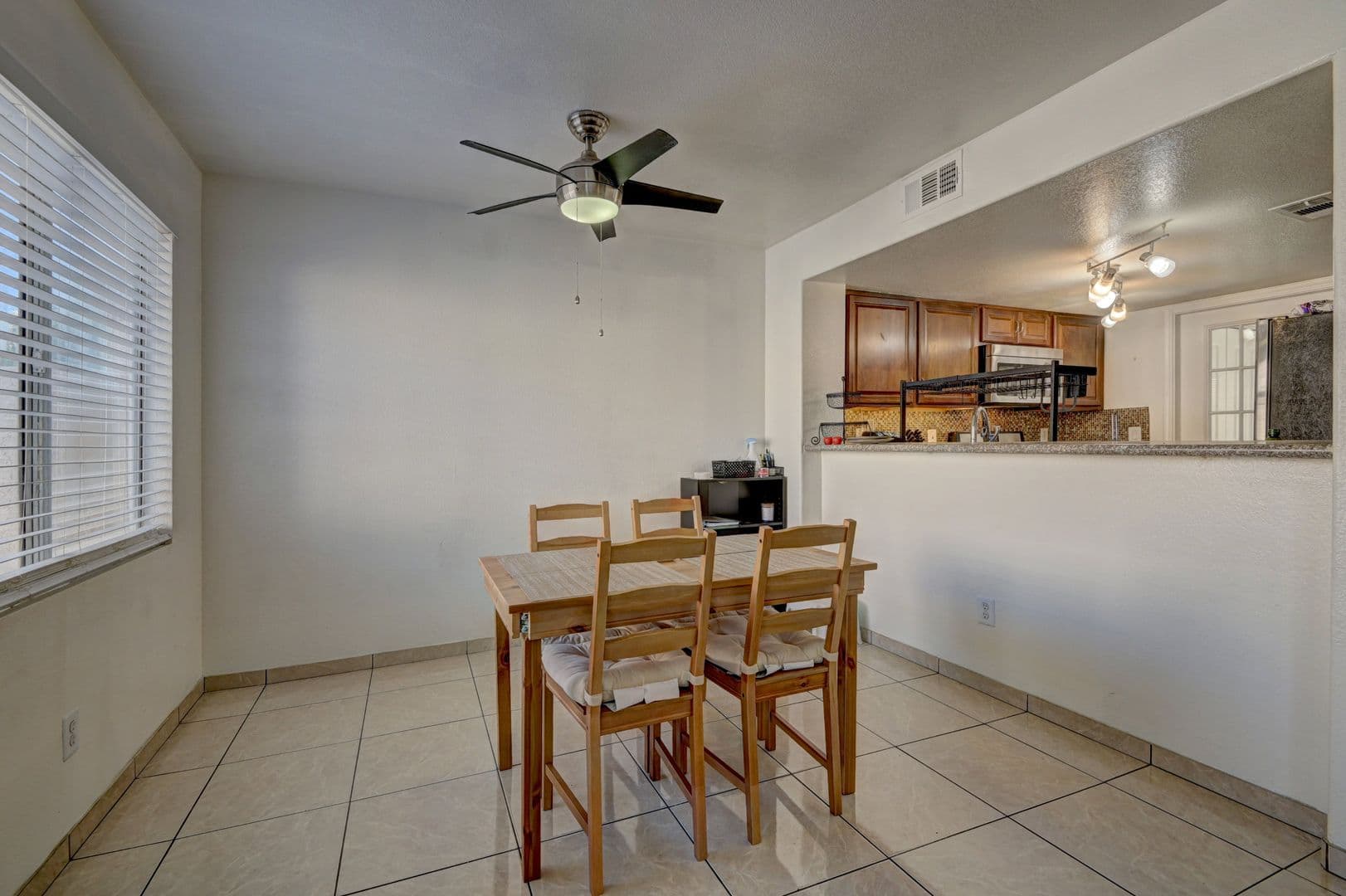 Las Vegas Townhome: 5450 Morris St #1220