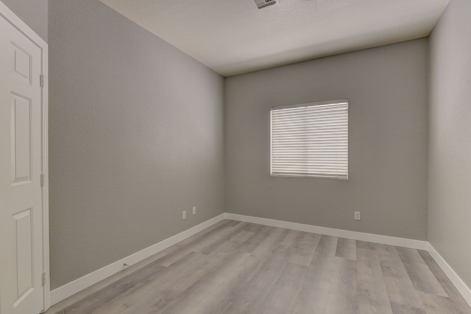 Las Vegas House: 7456 Oatman Ln