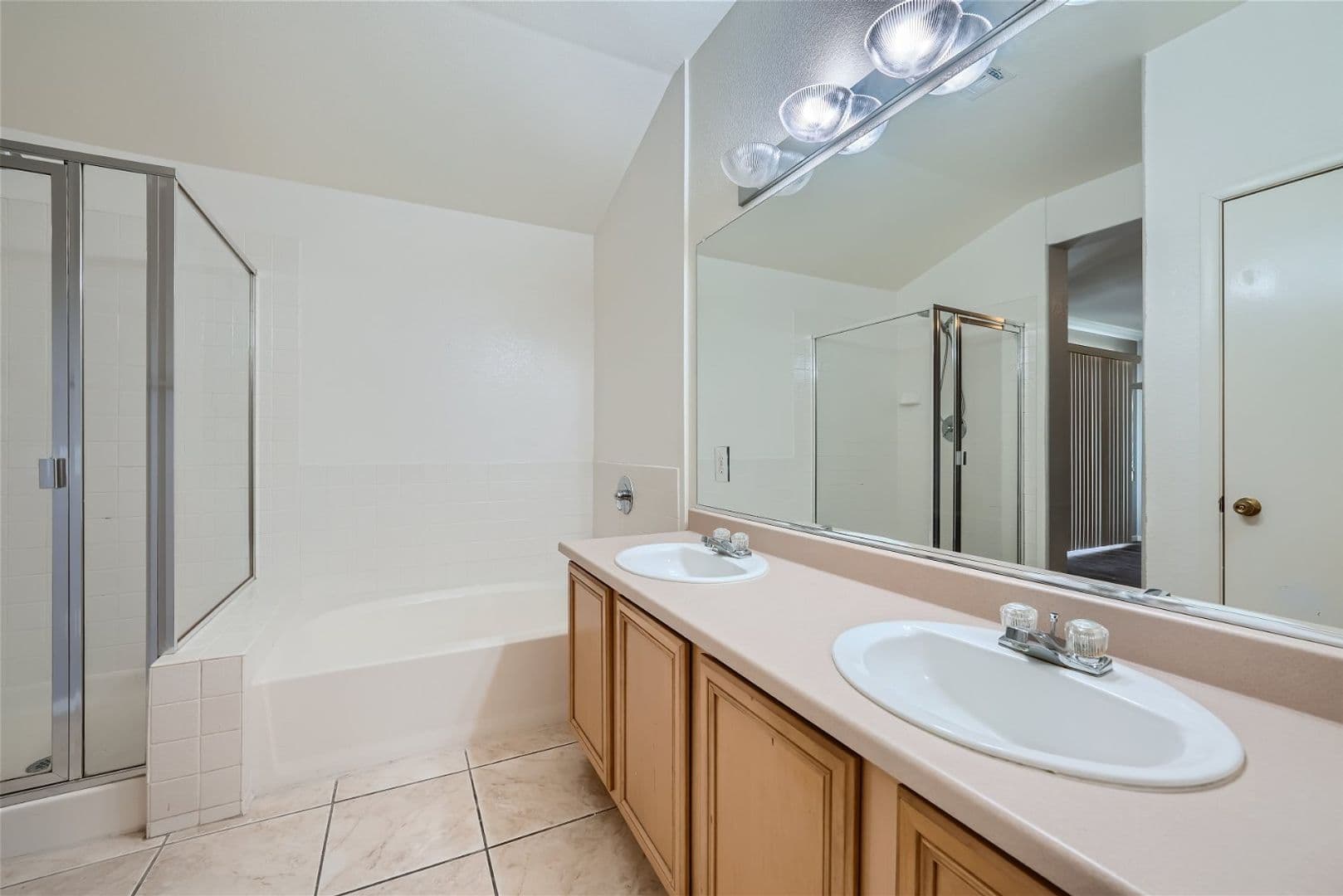 Las Vegas House: 717 Peachy Canyon Cir #102