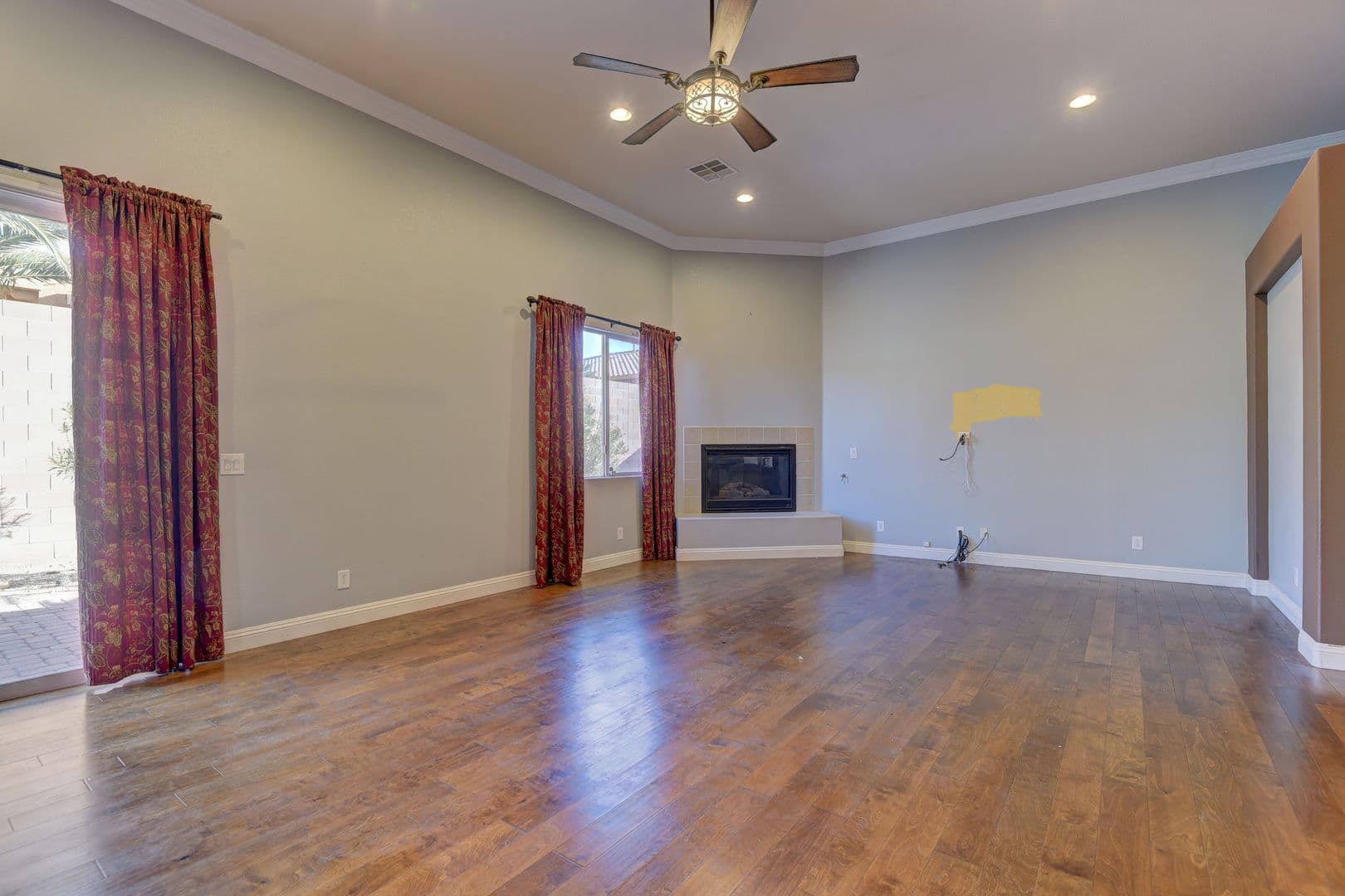 Henderson House: 972 Rue Grand Paradis Lane