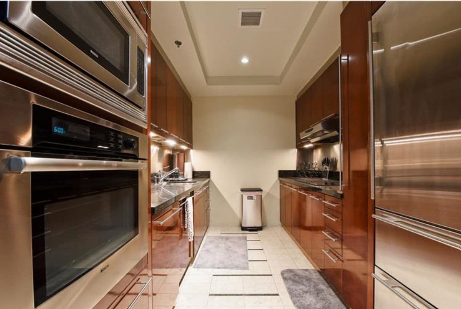 Las Vegas Apartment: 2700 Las Vegas Blvd #1607