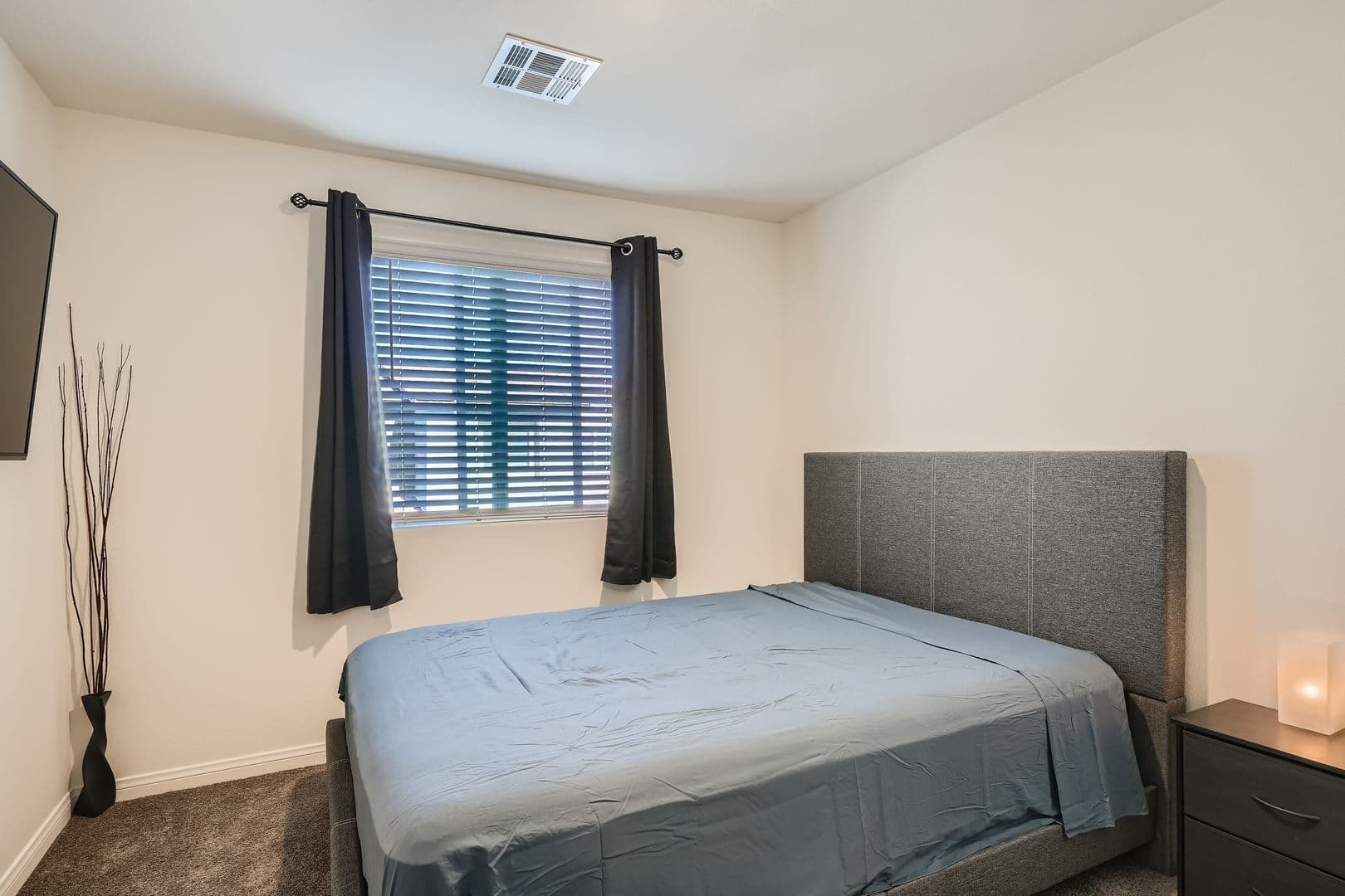 Henderson House: 527 Clearsable Ave
