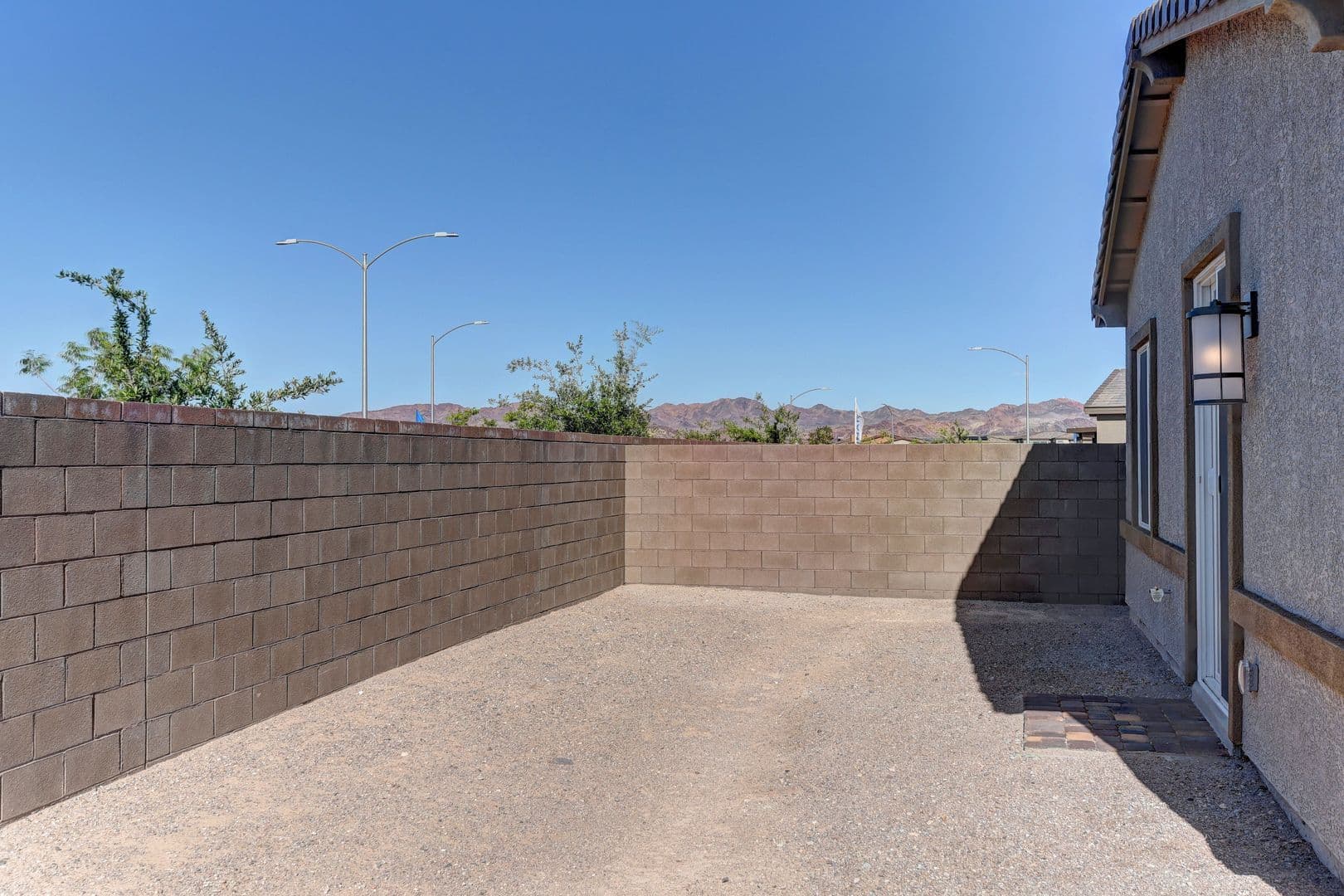 Henderson House: 222 Palisade Falls Ave