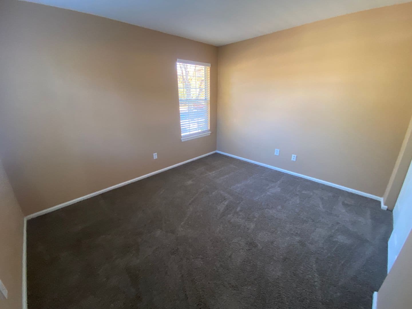 Aurora House: 13392 E Asbury Dr