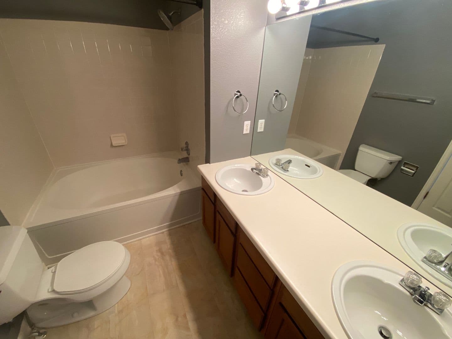Denver House: 2575 S Syracuse Way #H303