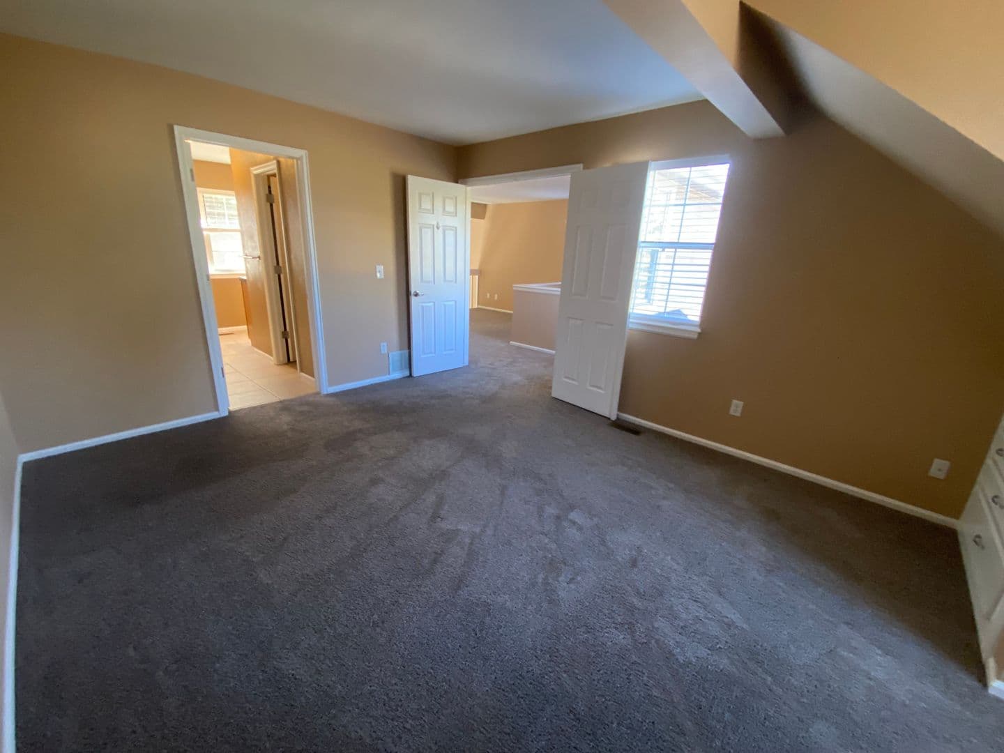 Aurora House: 13392 E Asbury Dr