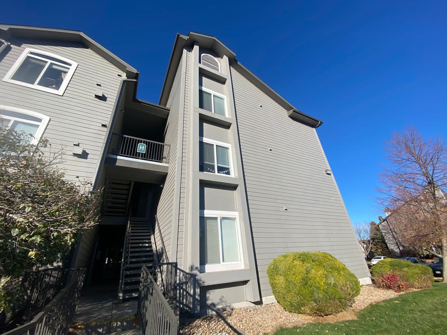 Denver House: 2575 S Syracuse Way #H303