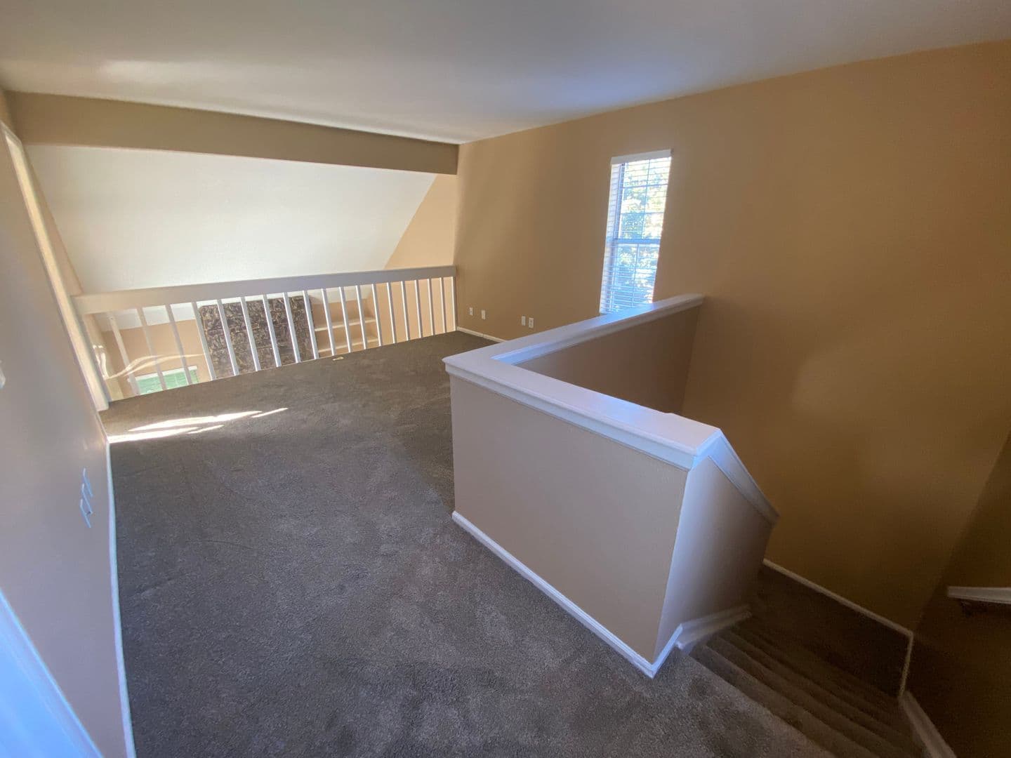 Aurora House: 13392 E Asbury Dr