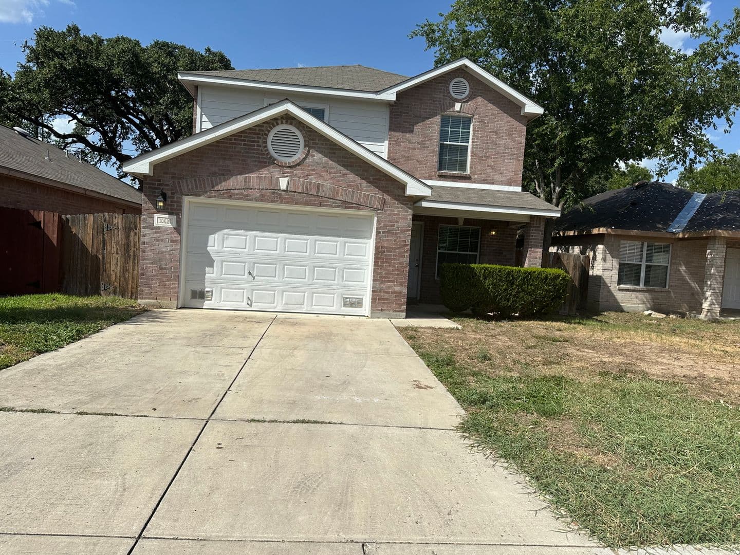 San Antonio House: 10627 Shaenpath