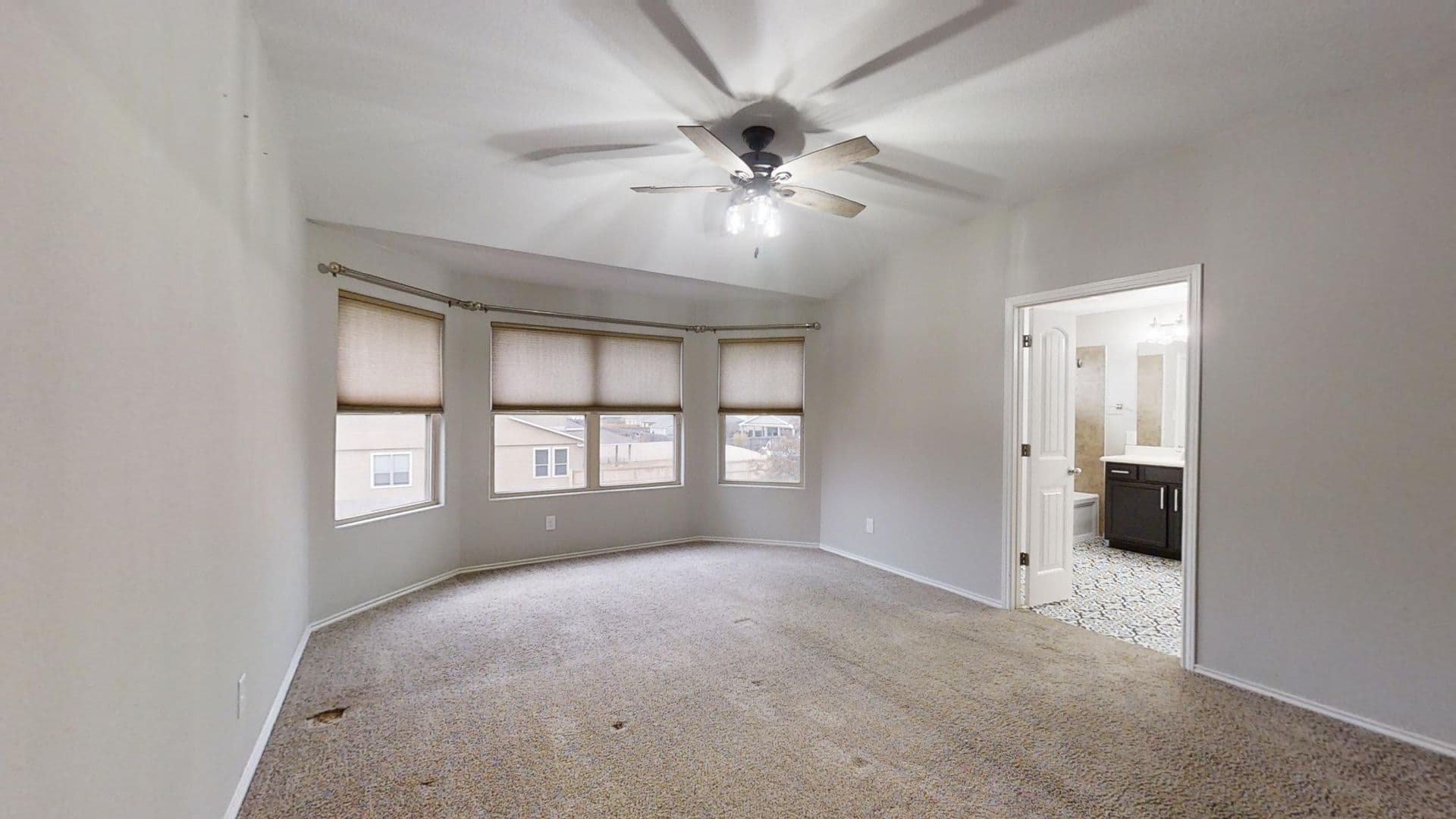 San Antonio House: 2915 Thunder Gulch