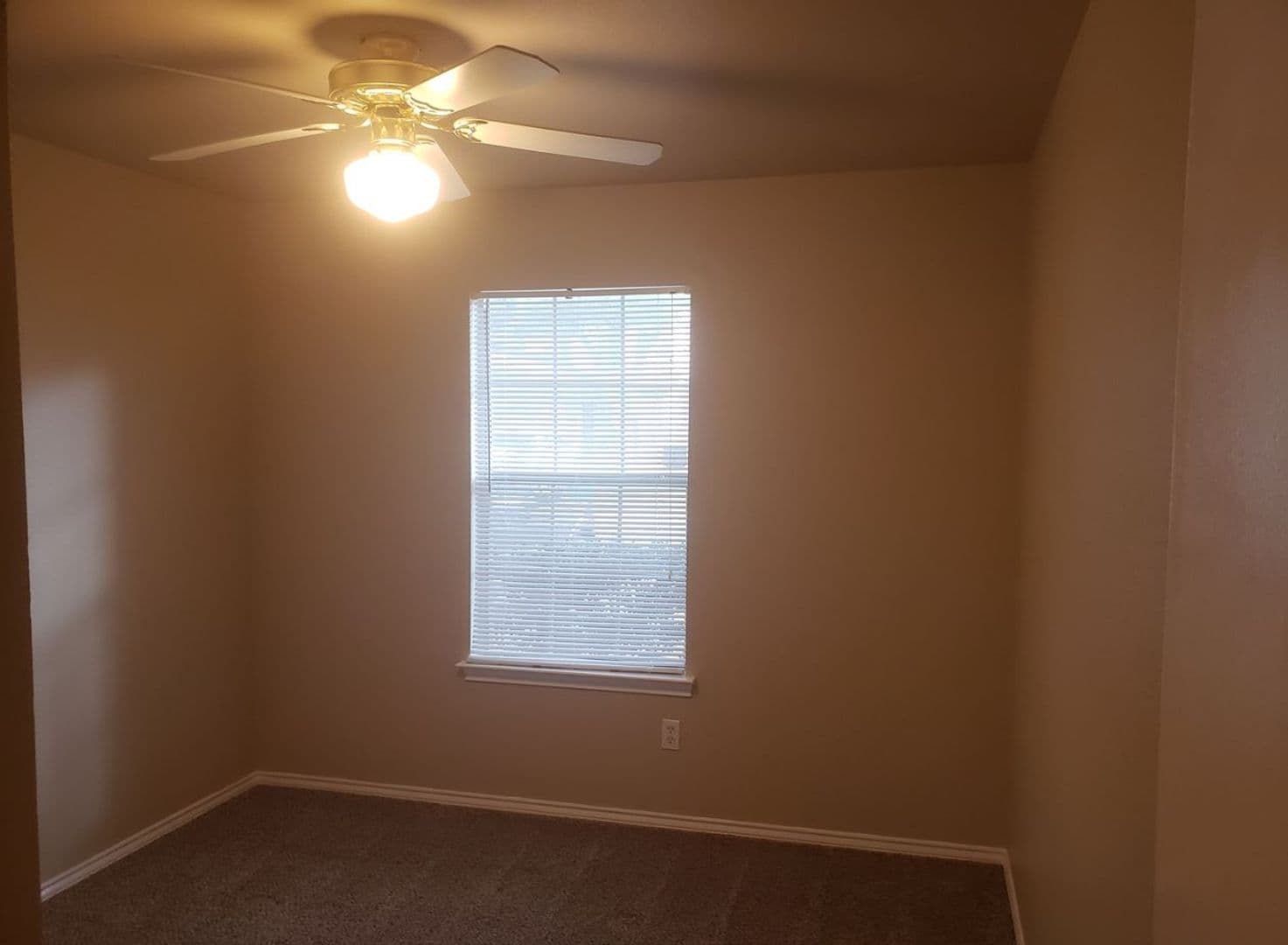 San Antonio Townhome: 7736 Rustic Park