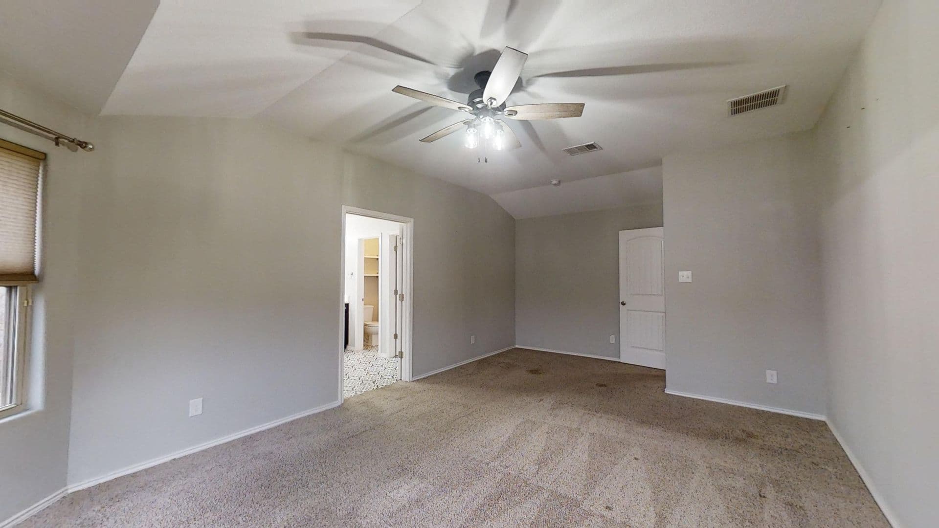 San Antonio House: 2915 Thunder Gulch