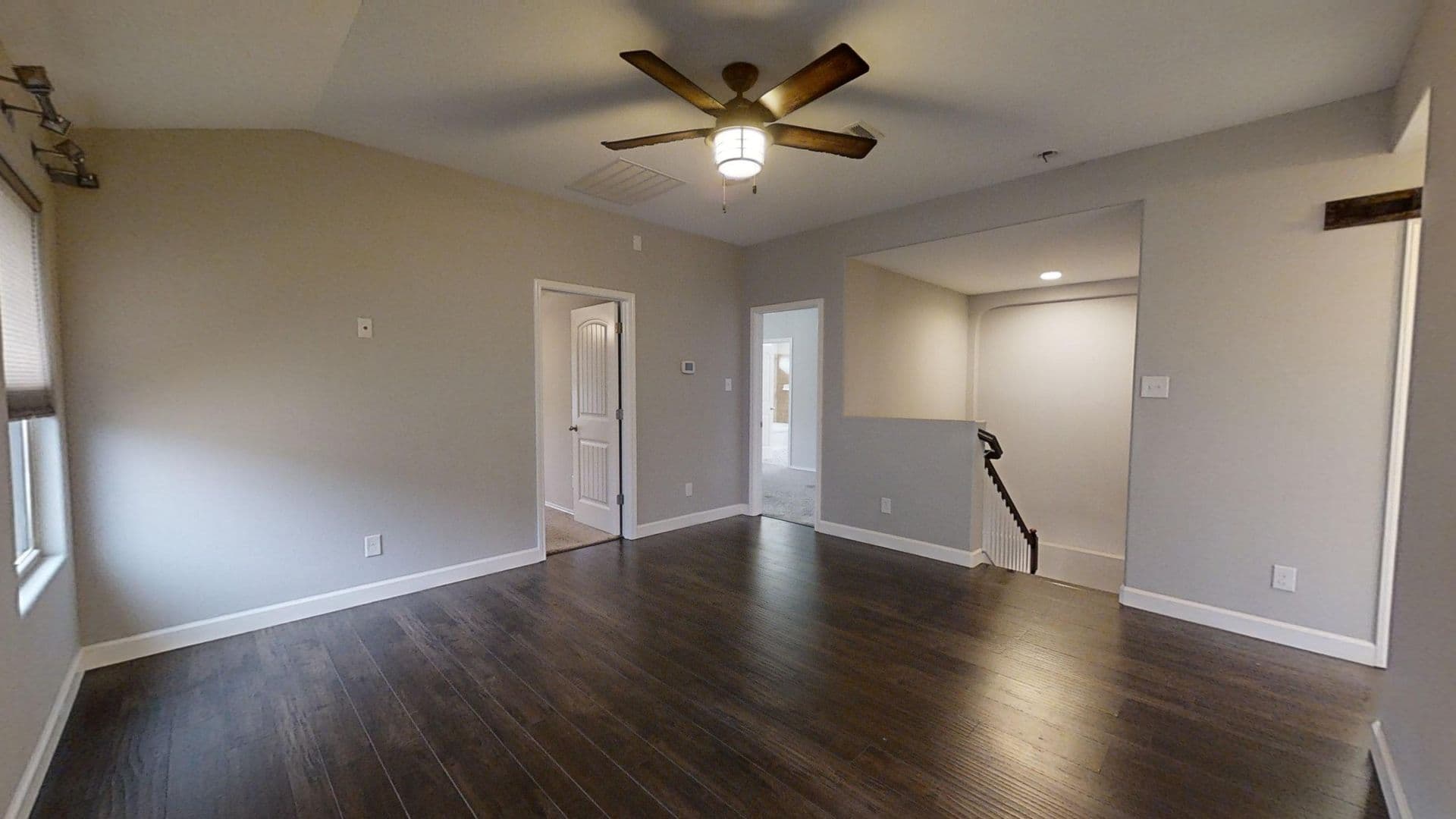San Antonio House: 2915 Thunder Gulch